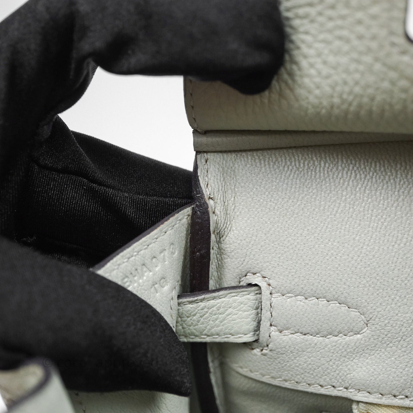 Hermes Birkin 25 Gris Neve 0W Togo Gold Hardware