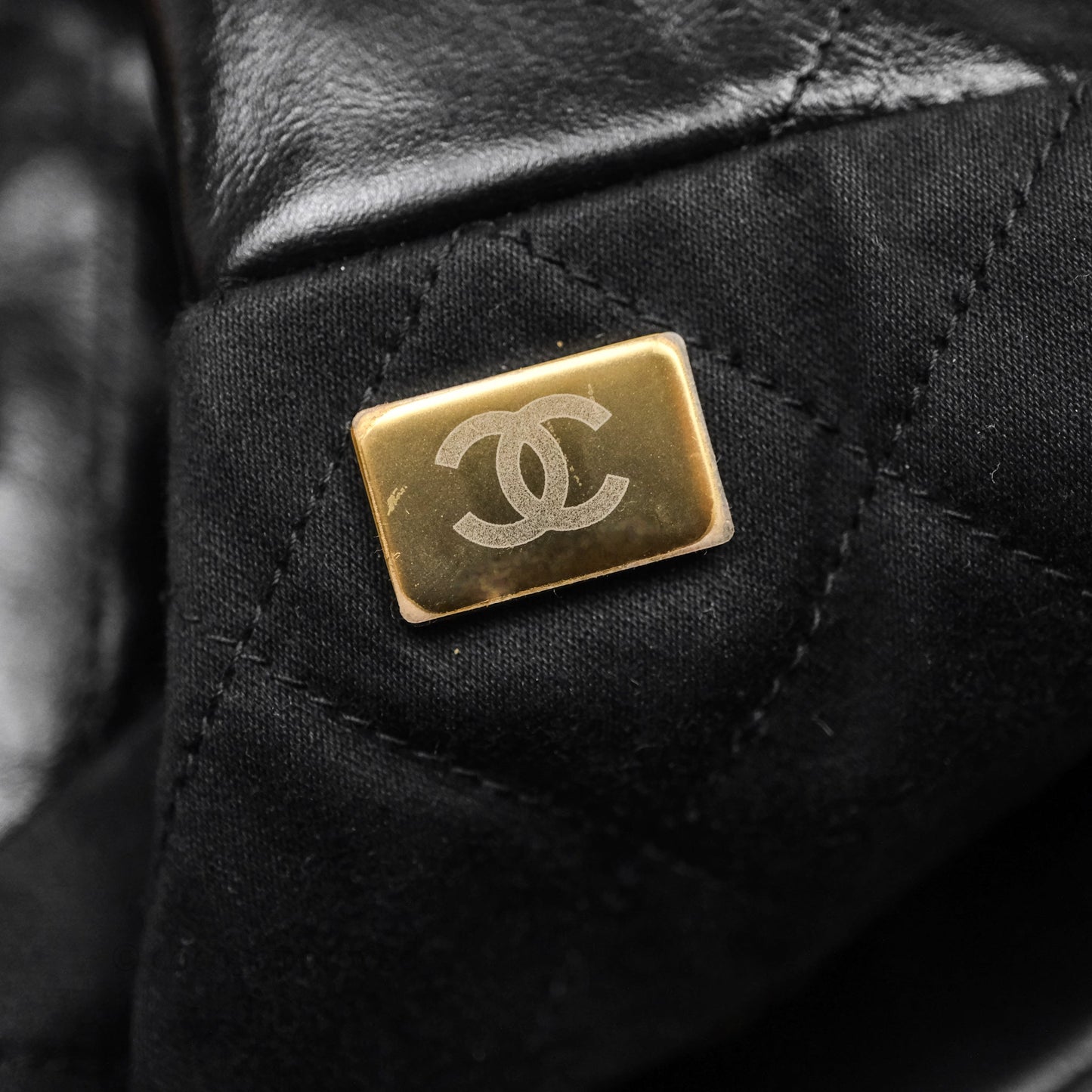 Chanel 22 Small Black Shiny Crumpled Calfskin Aged Gold Hardware