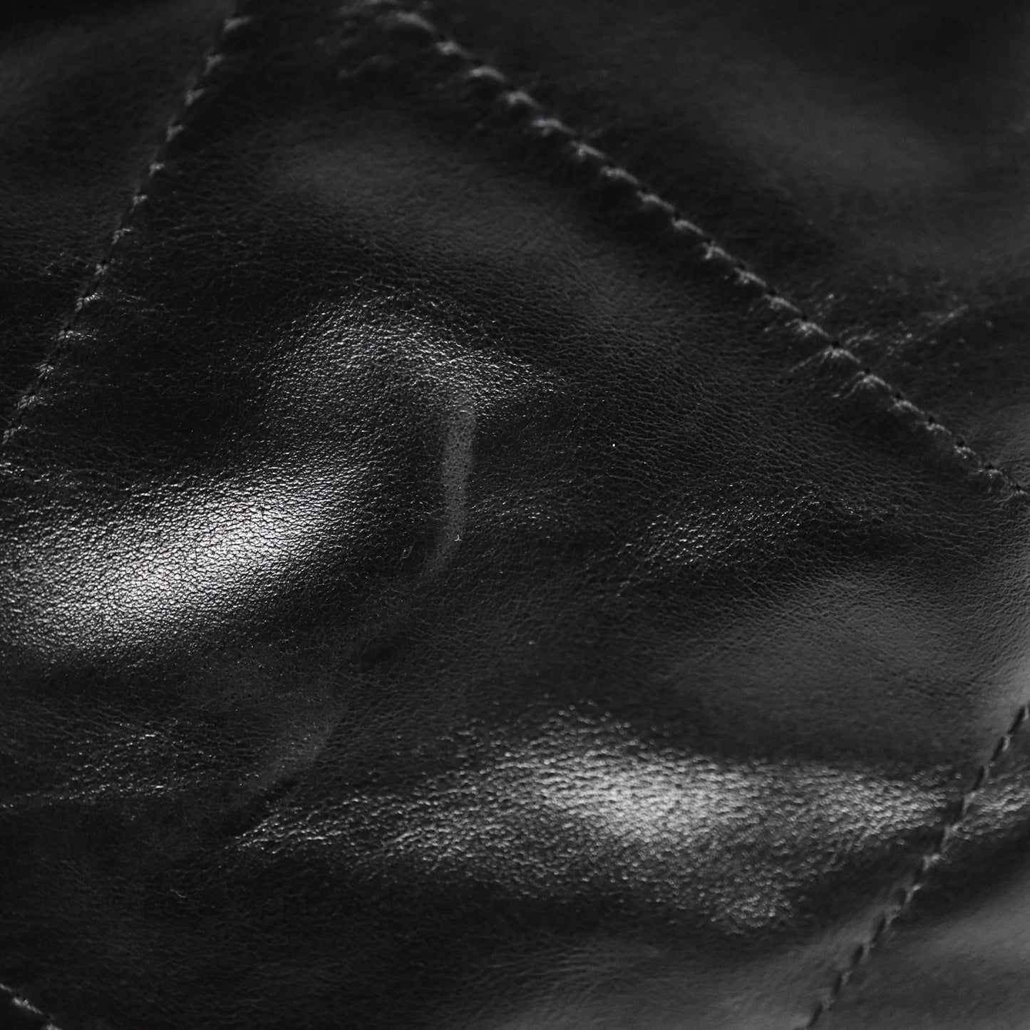 Chanel 22 Small Black Shiny Crumpled Calfskin Aged Gold Hardware