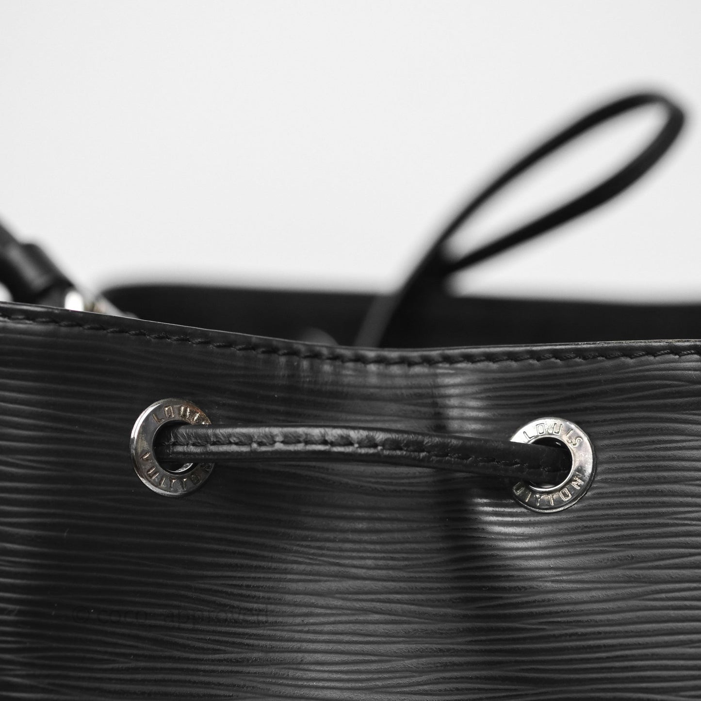 Louis Vuitton Petit Noe Shoulder Bag in Black Epi