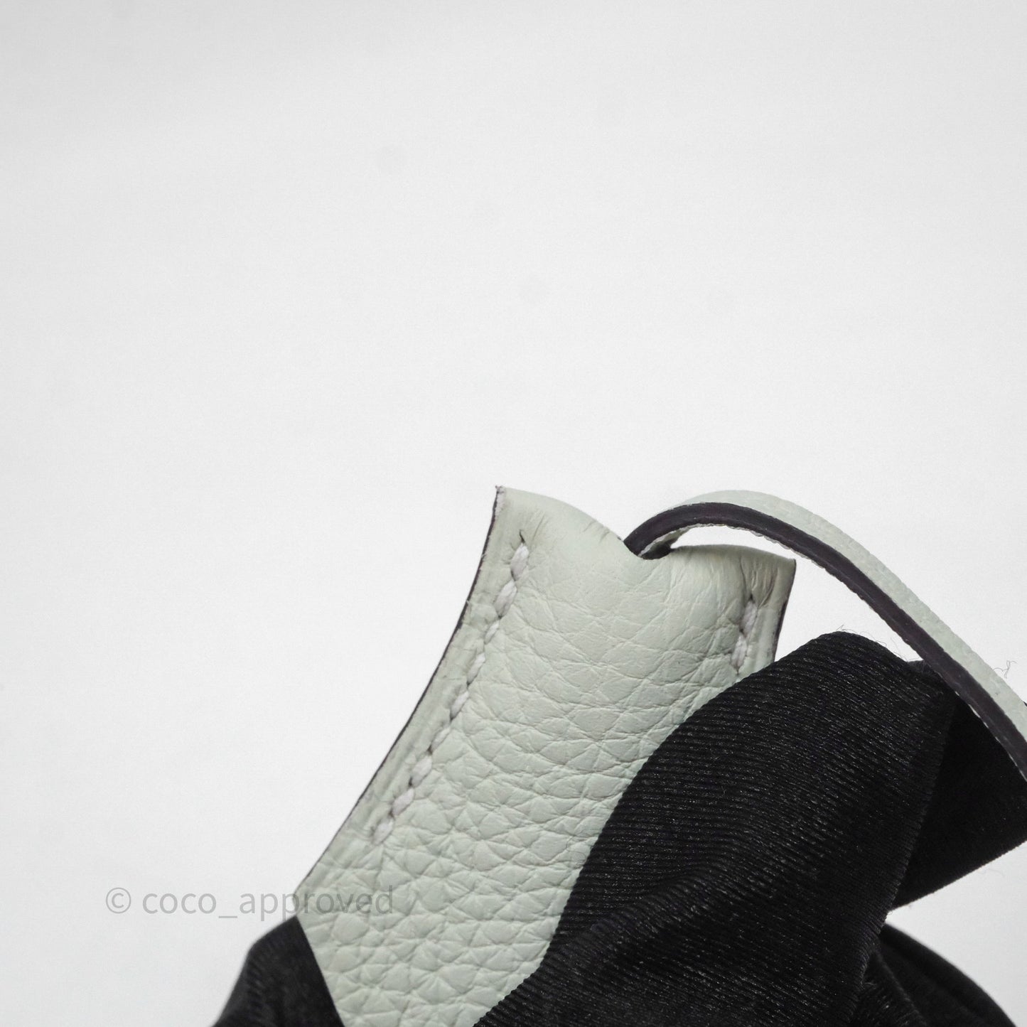 Hermes Birkin 25 Gris Neve 0W Togo Gold Hardware