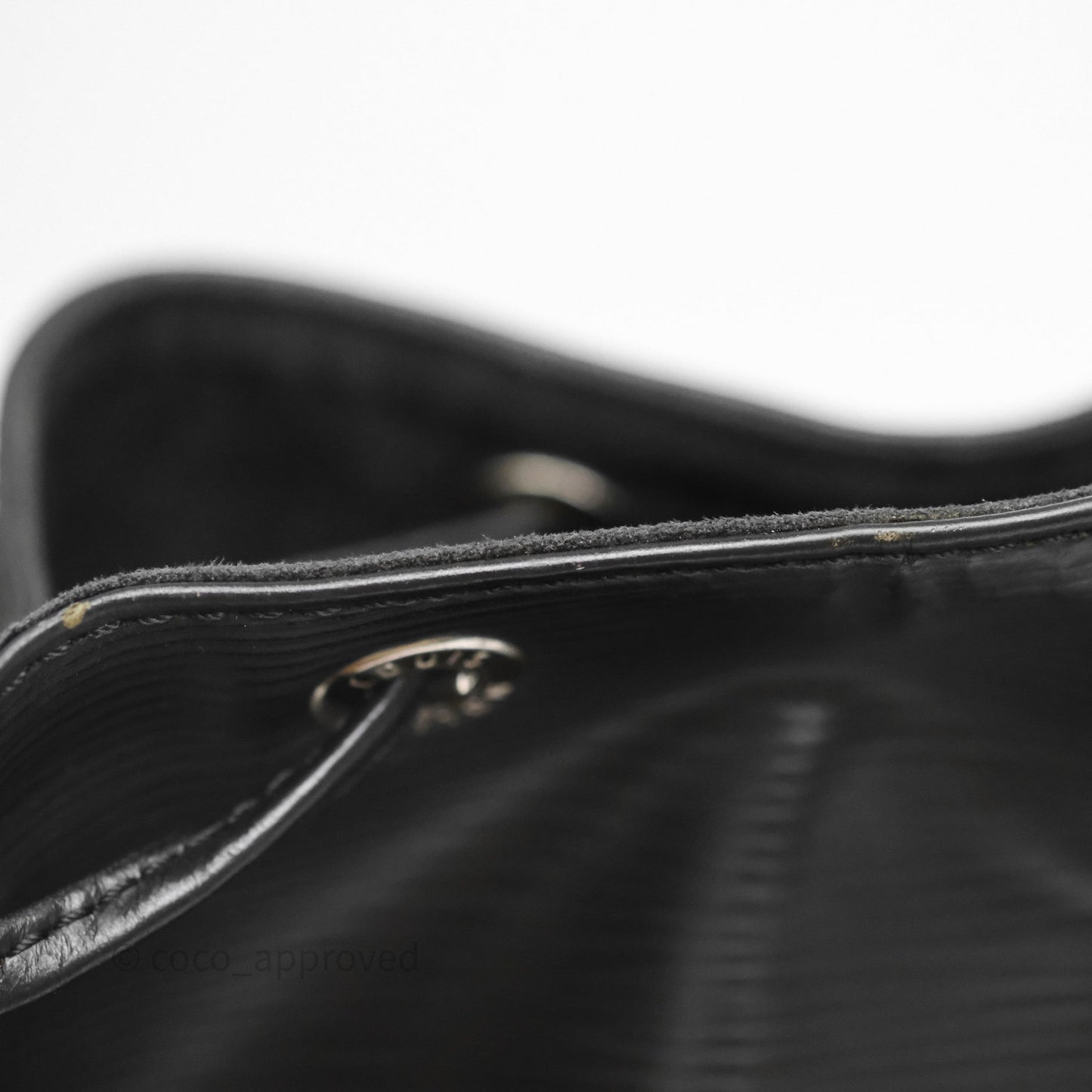 Louis Vuitton Petit Noe Shoulder Bag in Black Epi
