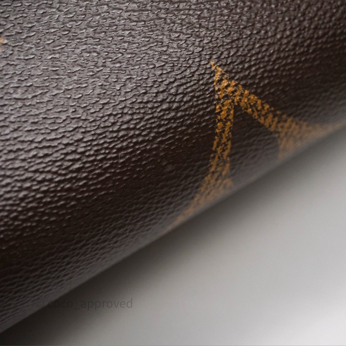 Louis Vuitton OnTheGo MM Reverse Monogram