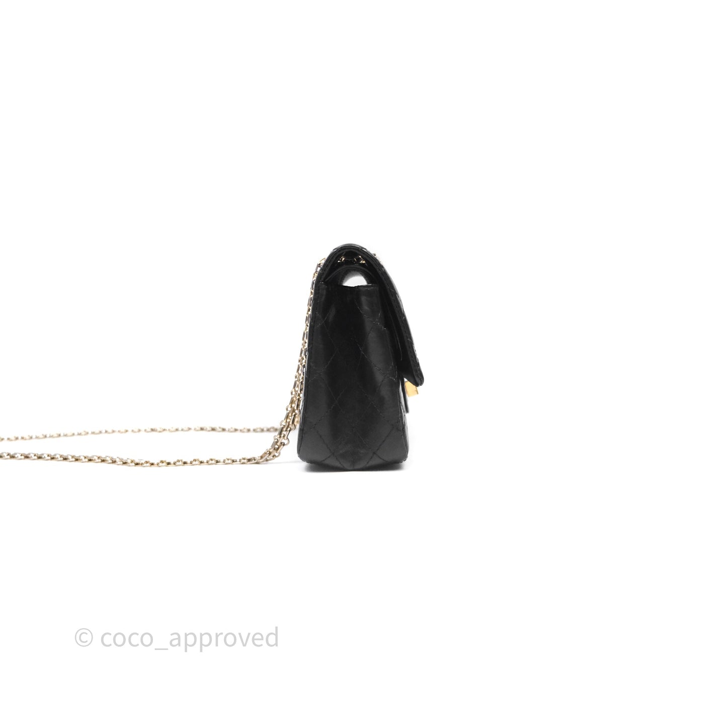 Chanel Reissue 225 Quilted Black Calfskin Aged Gold Hardware