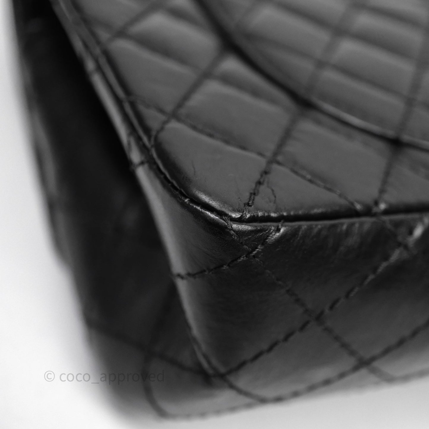 Chanel Reissue 225 Quilted Black Calfskin Aged Gold Hardware