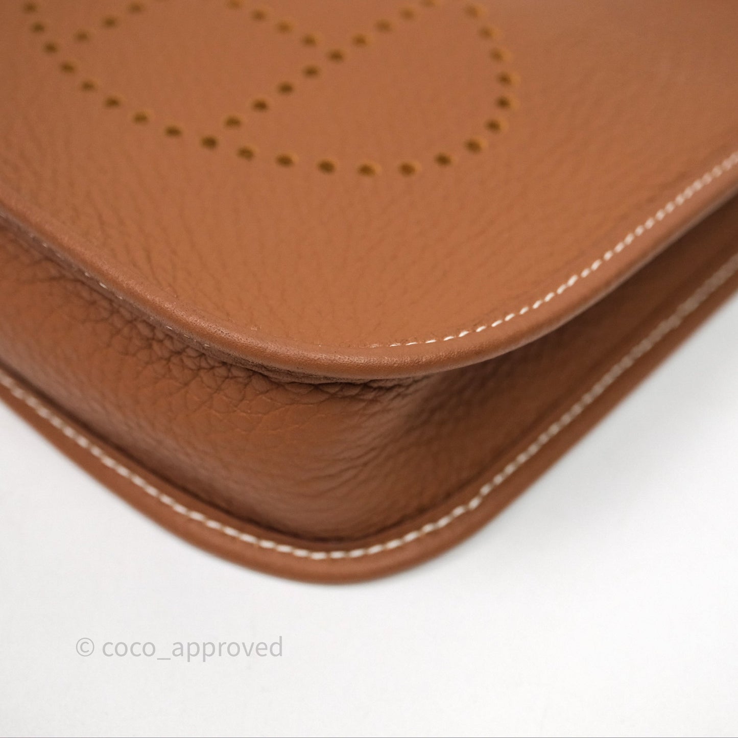 Hermès Mini Evelyne 16 Gold 37 Clemence Palladium Hardware