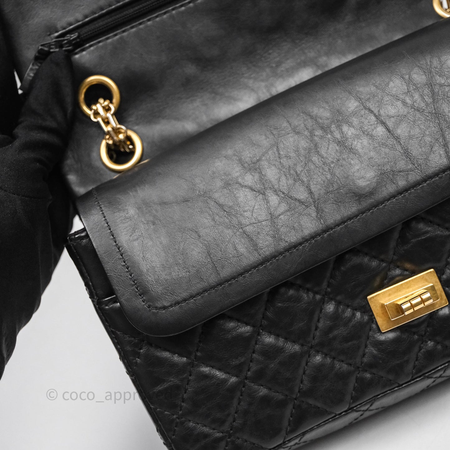 Chanel Reissue 225 Quilted Black Calfskin Aged Gold Hardware