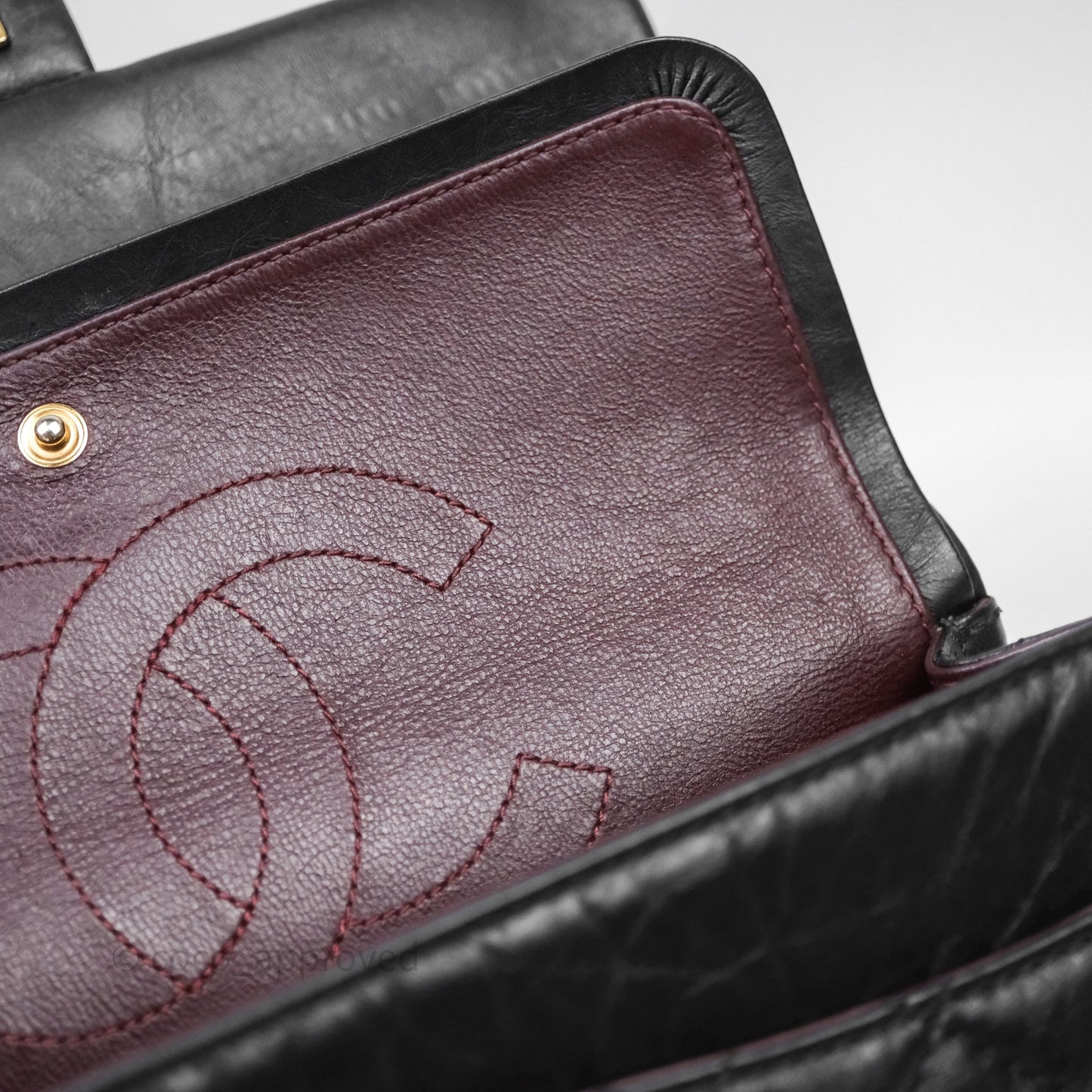 Chanel Reissue 225 Quilted Black Calfskin Aged Gold Hardware