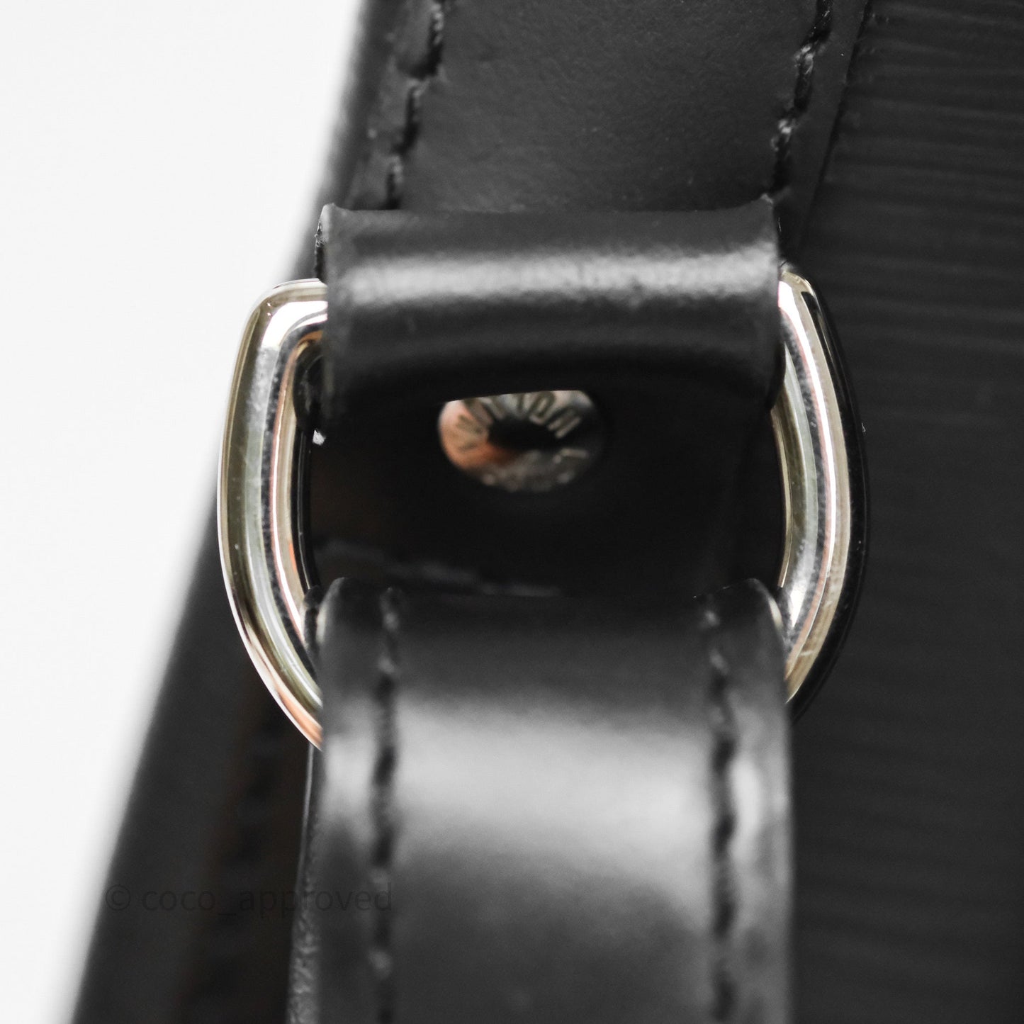 Louis Vuitton Petit Noe Shoulder Bag in Black Epi