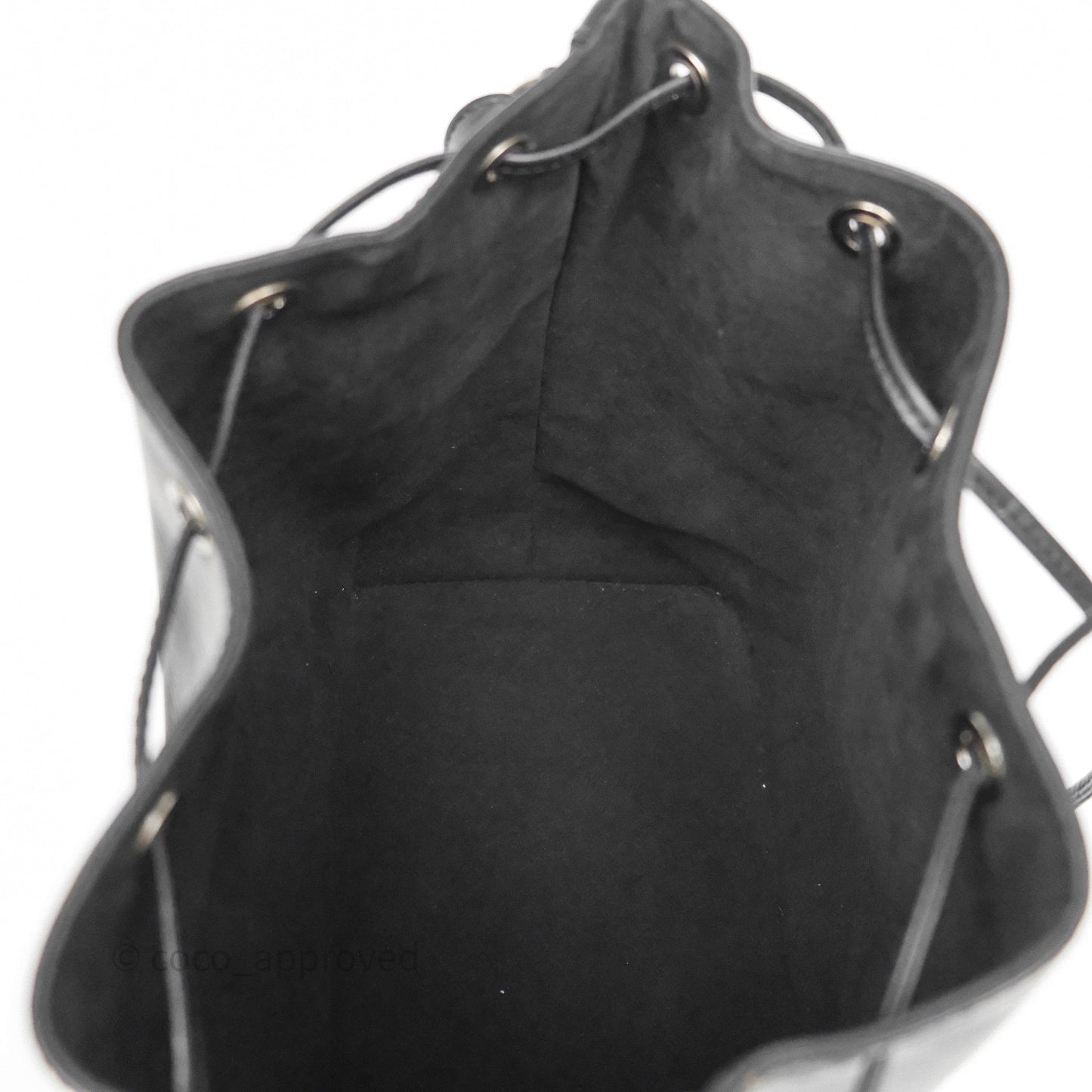 Louis Vuitton Petit Noe Shoulder Bag in Black Epi