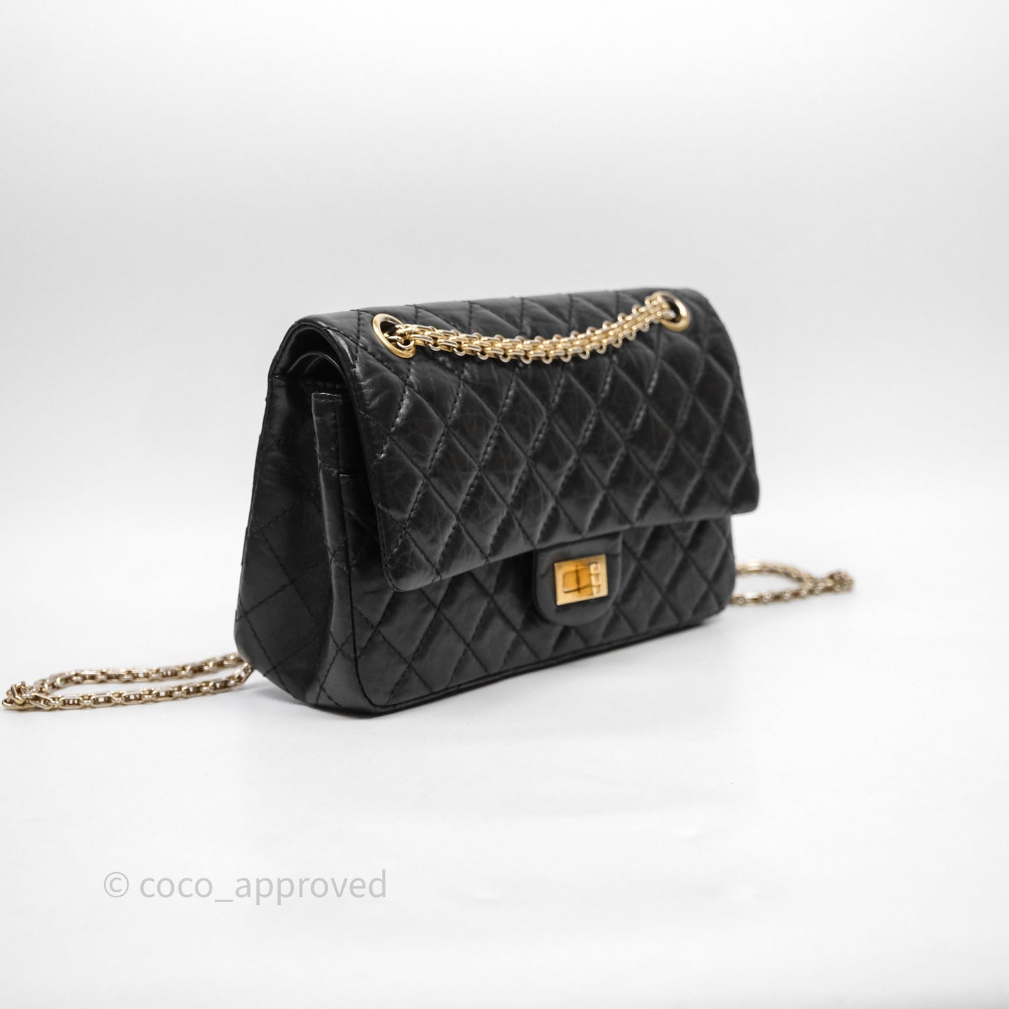 Chanel Reissue 225 Quilted Black Calfskin Aged Gold Hardware