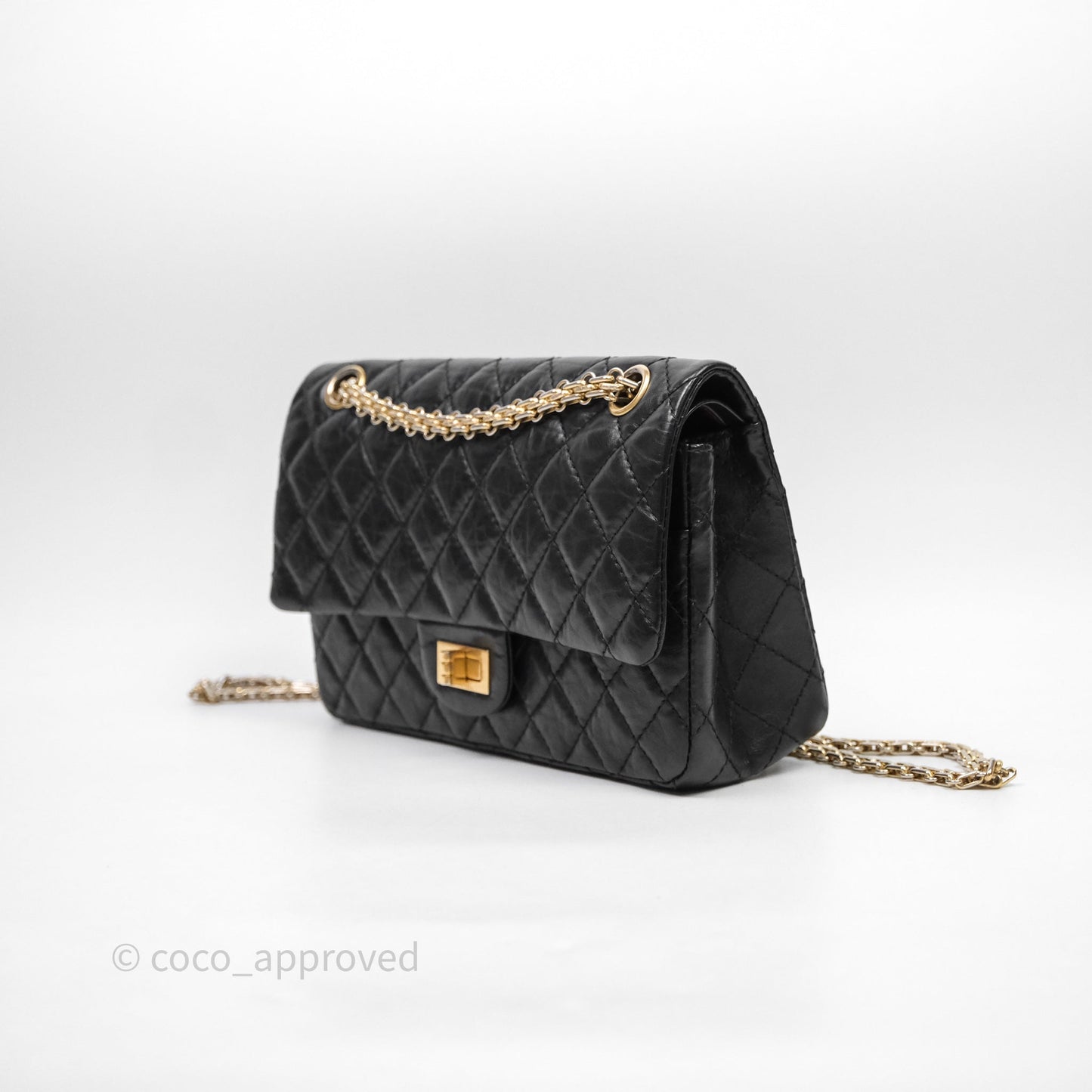 Chanel Reissue 225 Quilted Black Calfskin Aged Gold Hardware