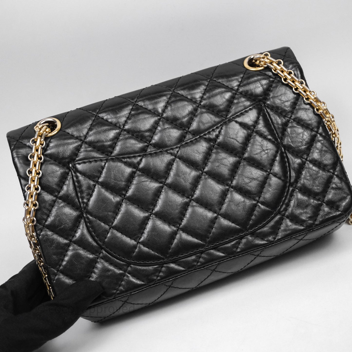 Chanel Reissue 225 Quilted Black Calfskin Aged Gold Hardware