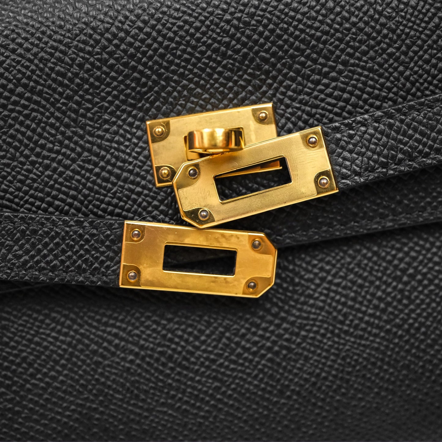 Hermès Kelly To Go Wallet Noir 89 Black Epsom Gold Hardware