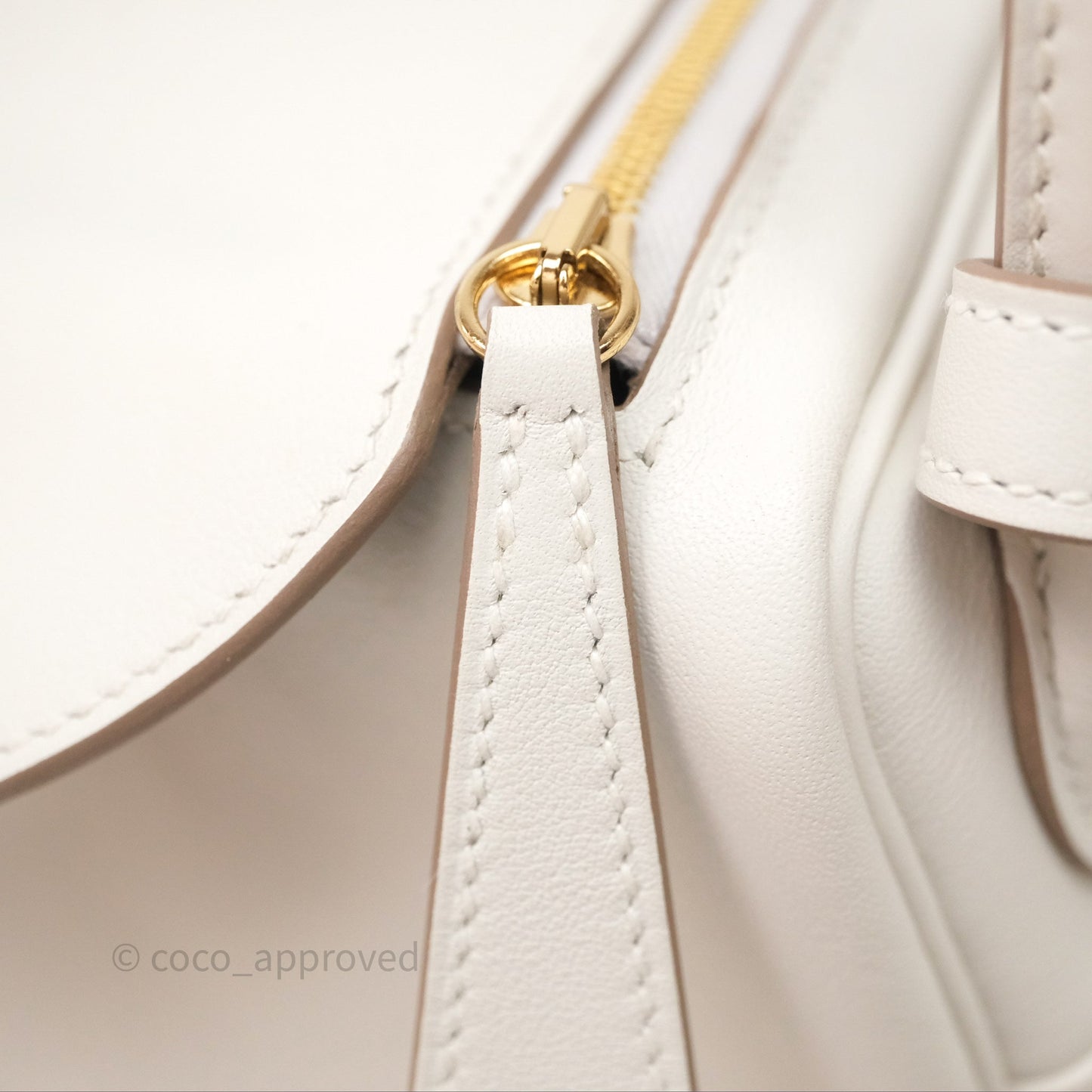 Hermès Mini Lindy 20 Gris Pale M4/ Gris Meyer 0L Swift Gold Hardware