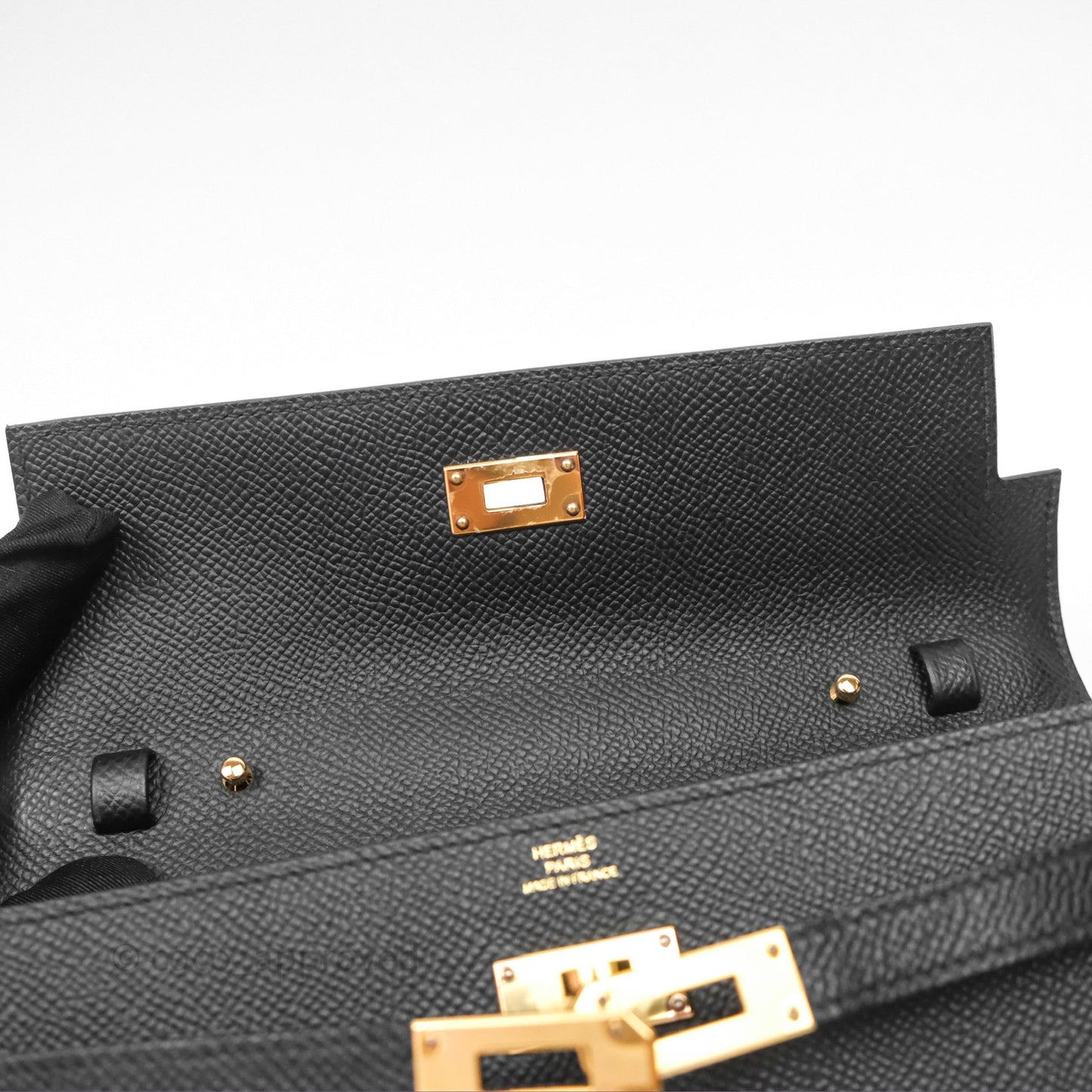 Hermès Kelly To Go Wallet Noir 89 Black Epsom Gold Hardware