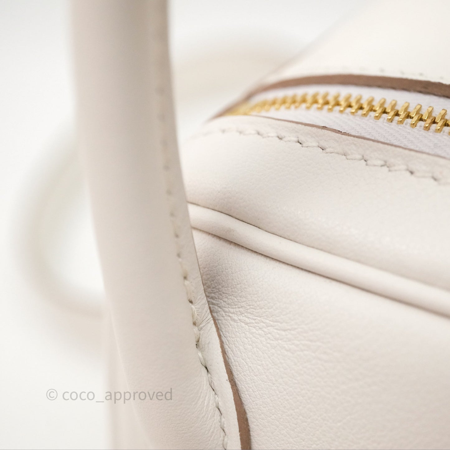 Hermès Mini Lindy 20 Gris Pale M4/ Gris Meyer 0L Swift Gold Hardware