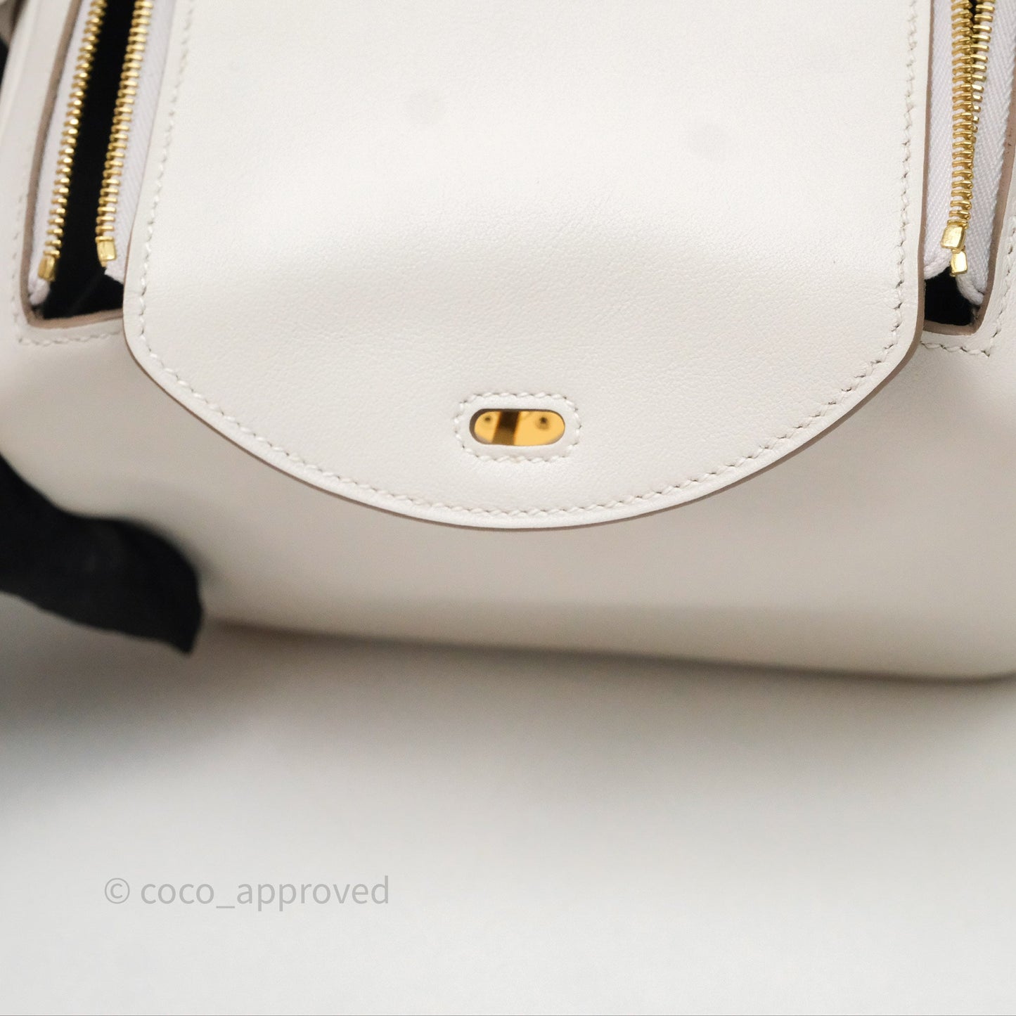 Hermès Mini Lindy 20 Gris Pale M4/ Gris Meyer 0L Swift Gold Hardware
