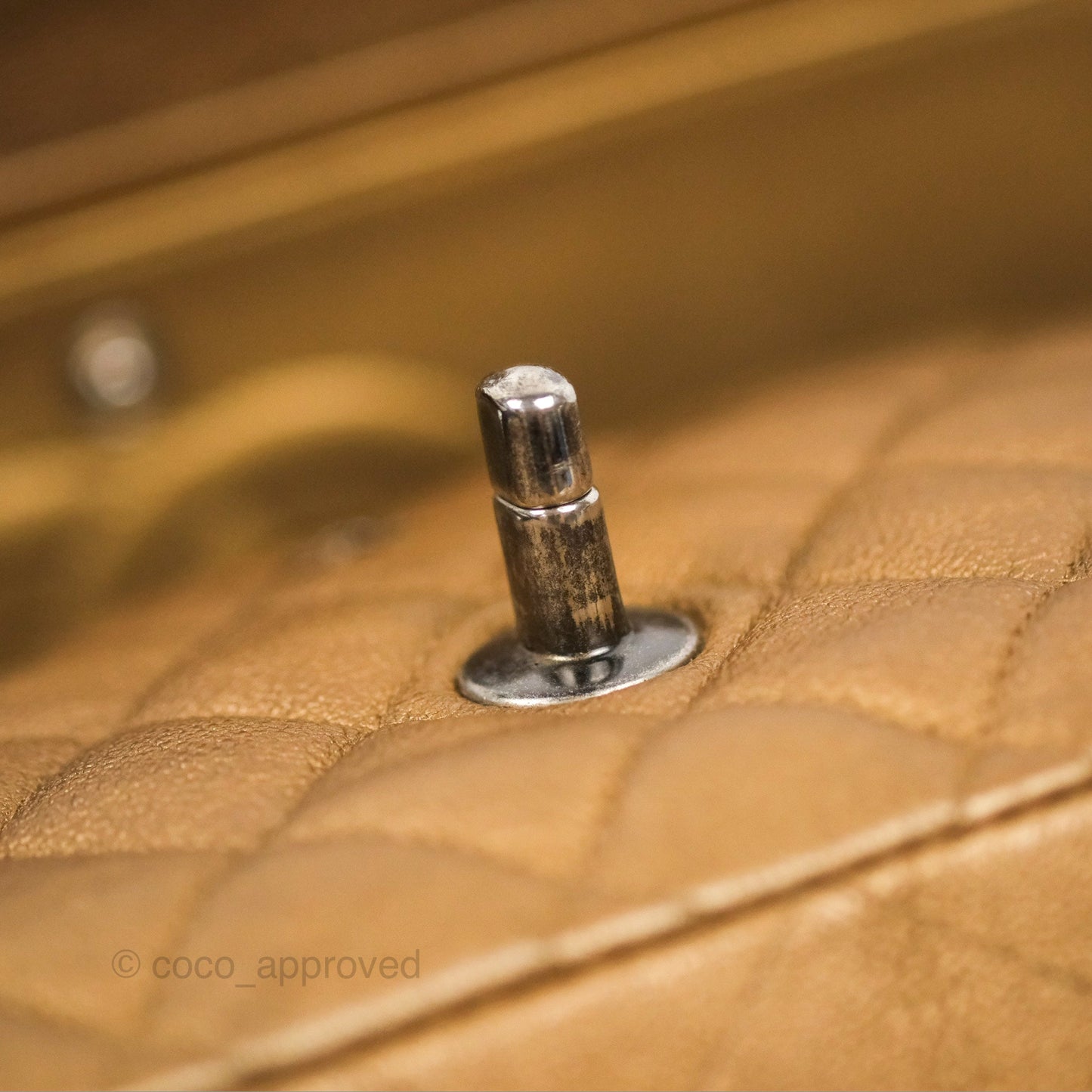 Chanel Classic M/L Medium Flap Quilted Metallic Gold Grained Calfskin Ruthenium Hardware