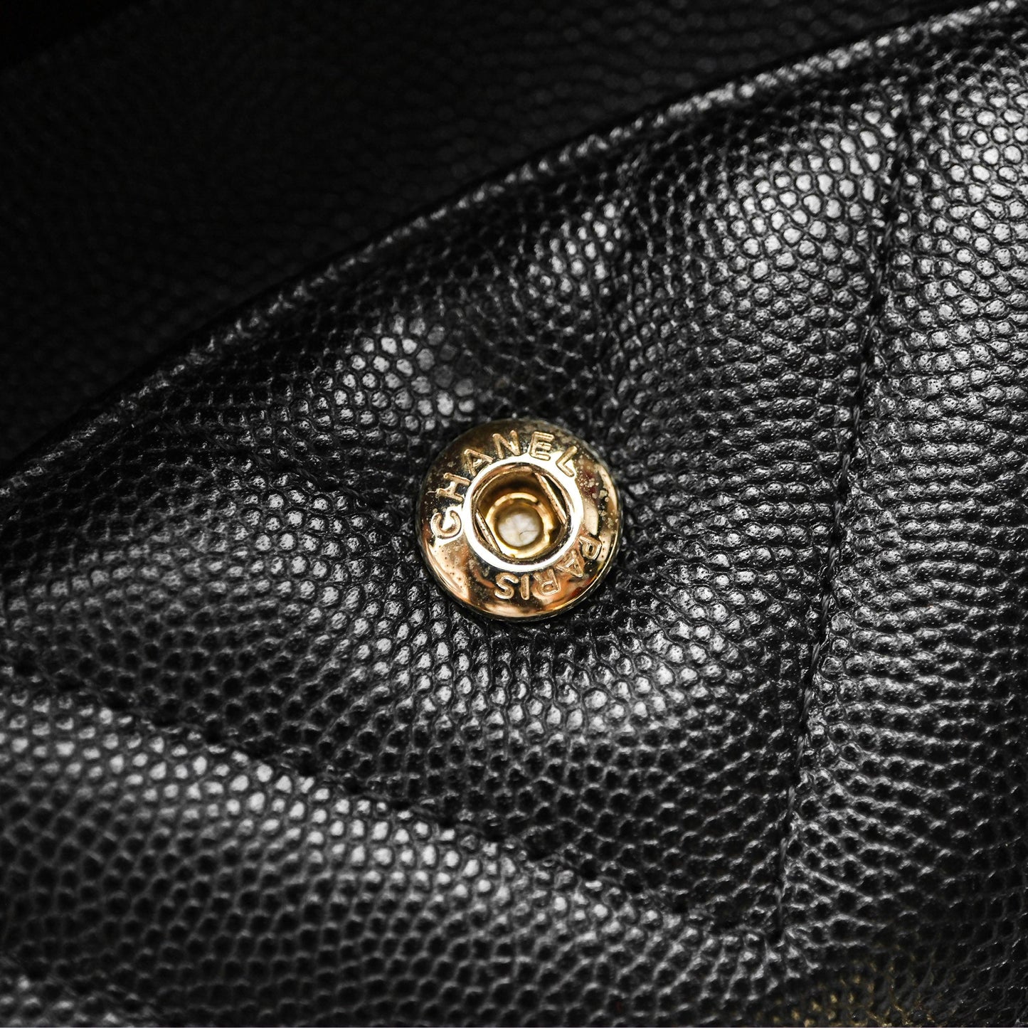 Chanel Classic M/L Medium Flap Chevron Black Caviar Gold Hardware