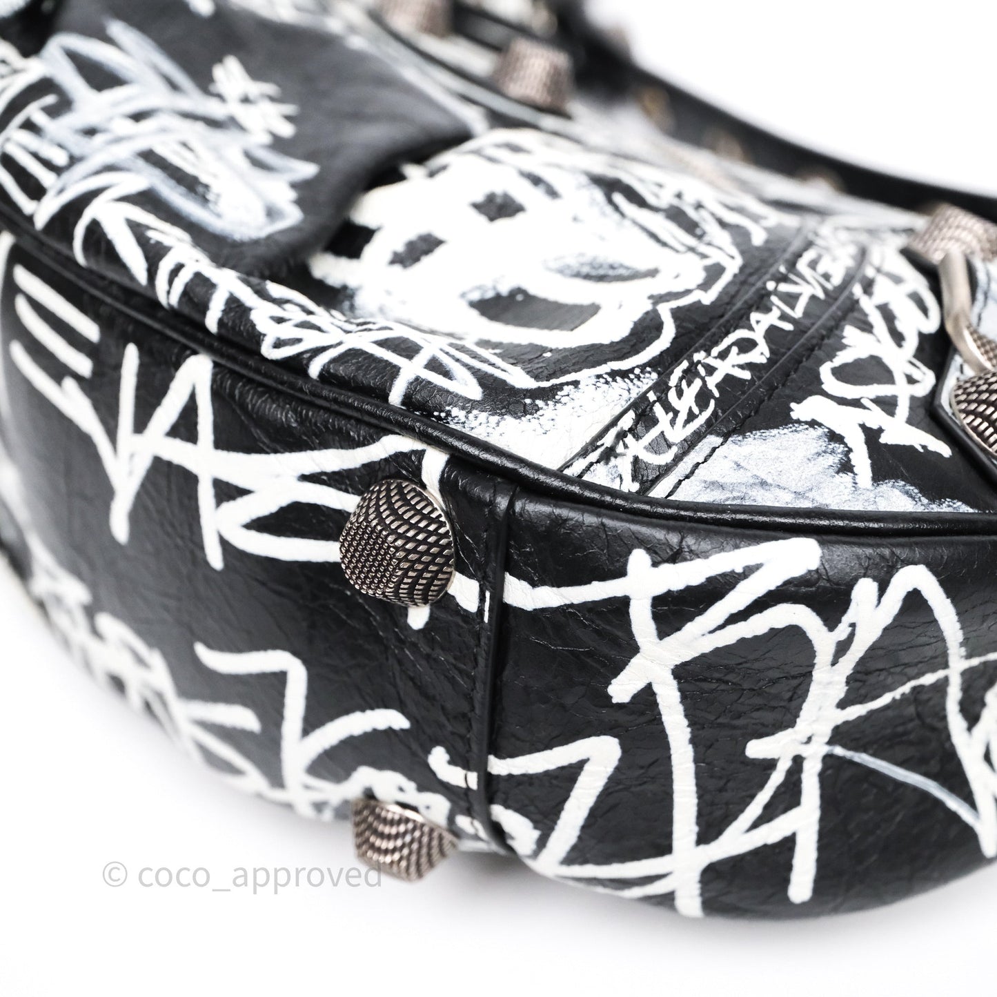 Balenciaga Small Agneau Arena Graffiti Le Cagole Shoulder Bag Black/ White