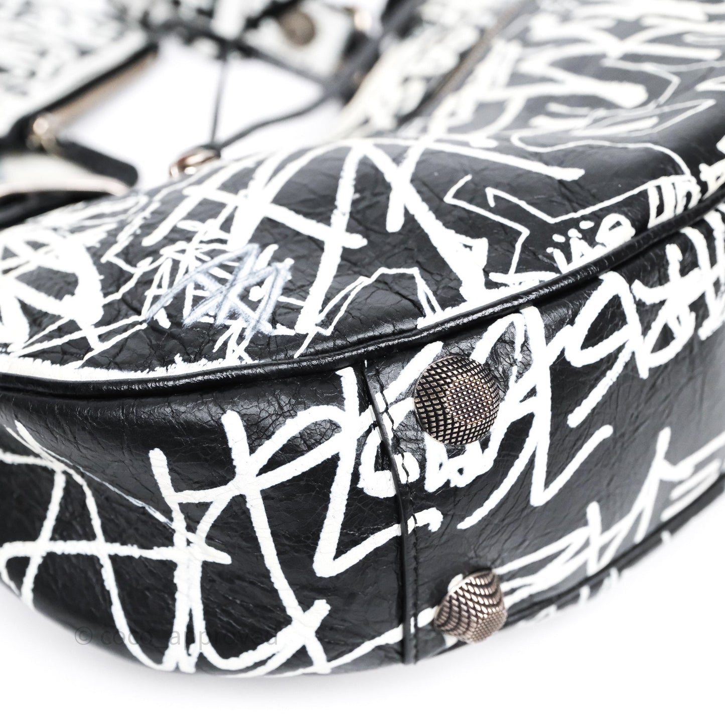 Balenciaga Small Agneau Arena Graffiti Le Cagole Shoulder Bag Black/ White