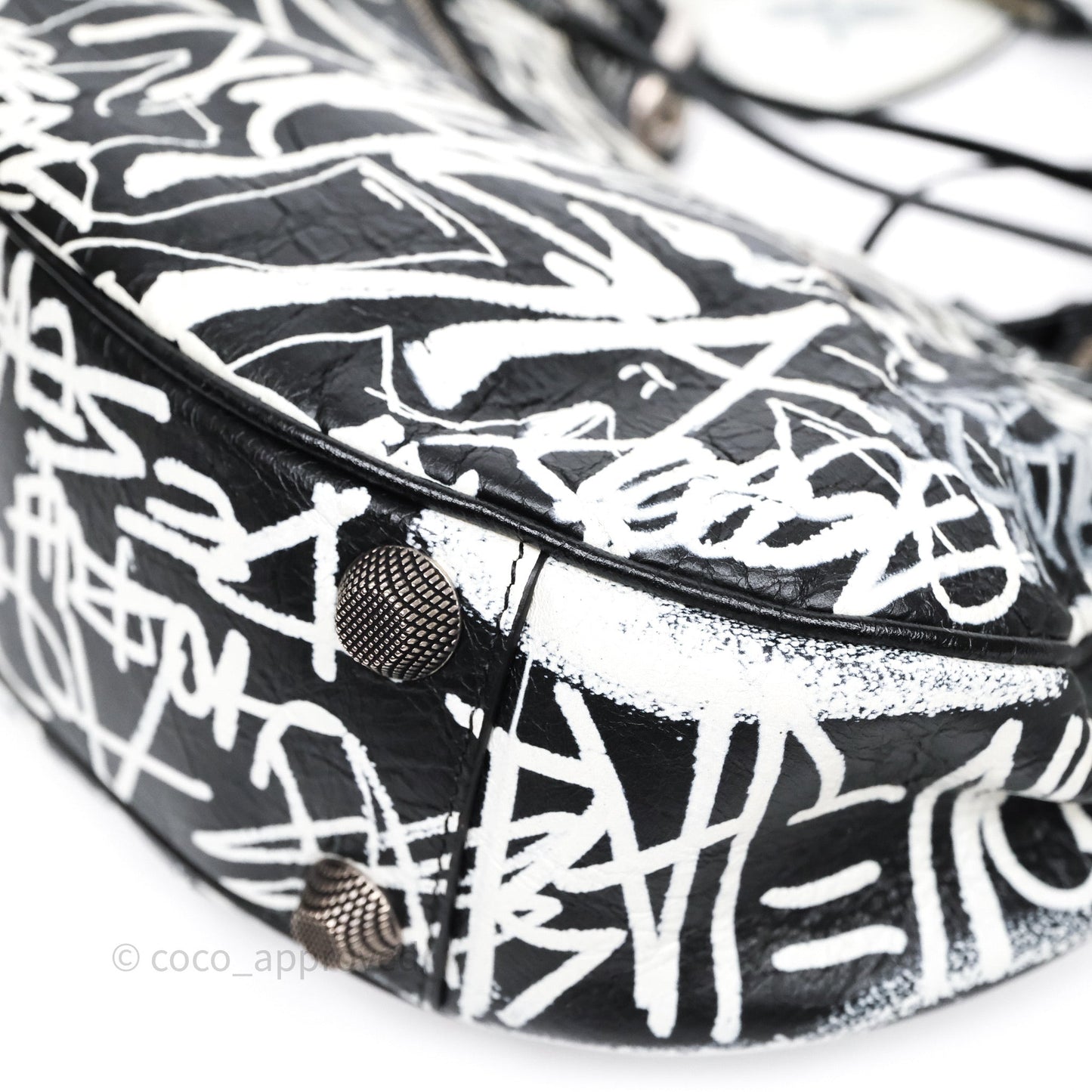 Balenciaga Small Agneau Arena Graffiti Le Cagole Shoulder Bag Black/ White