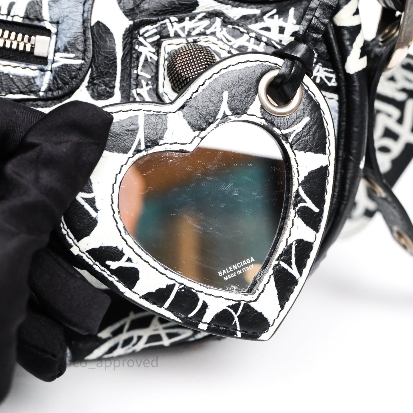 Balenciaga Small Agneau Arena Graffiti Le Cagole Shoulder Bag Black/ White