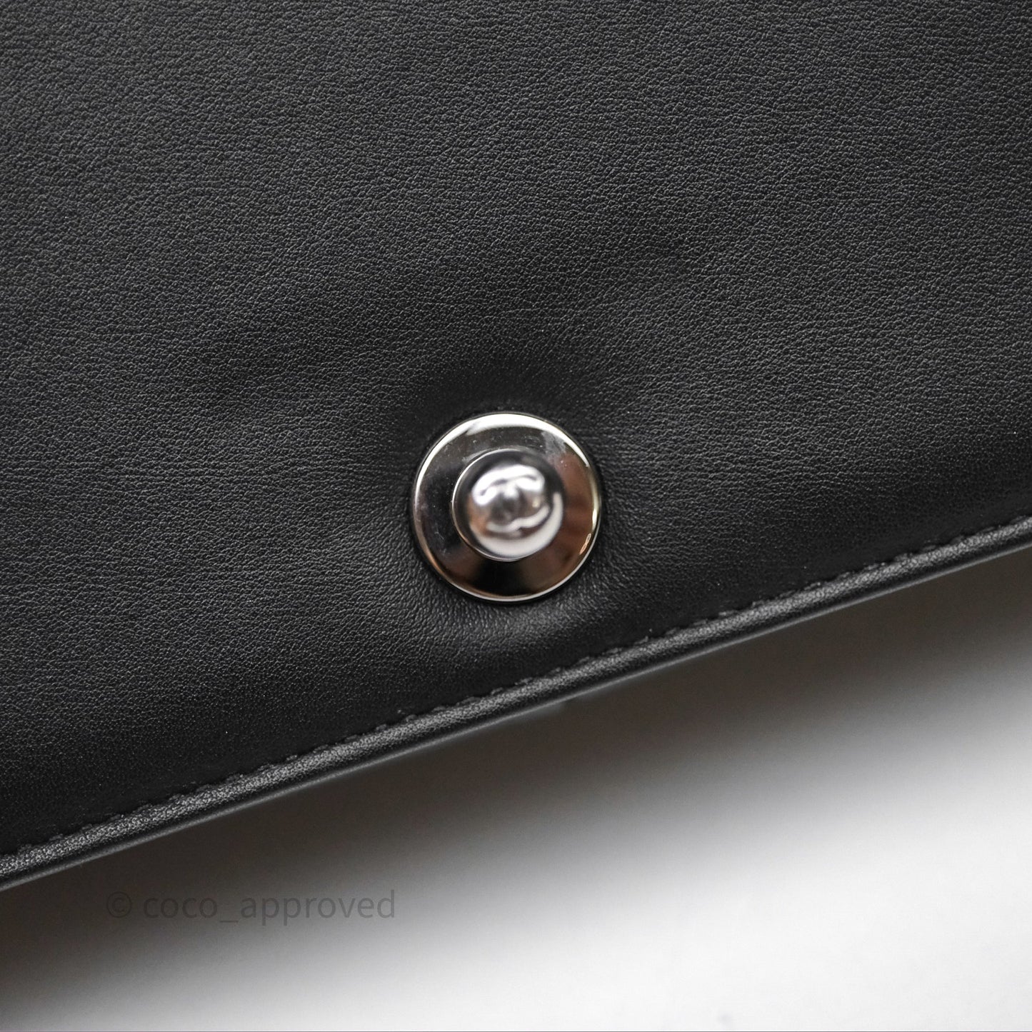Chanel Medium Boy Chevron Black Calfskin Silver Hardware