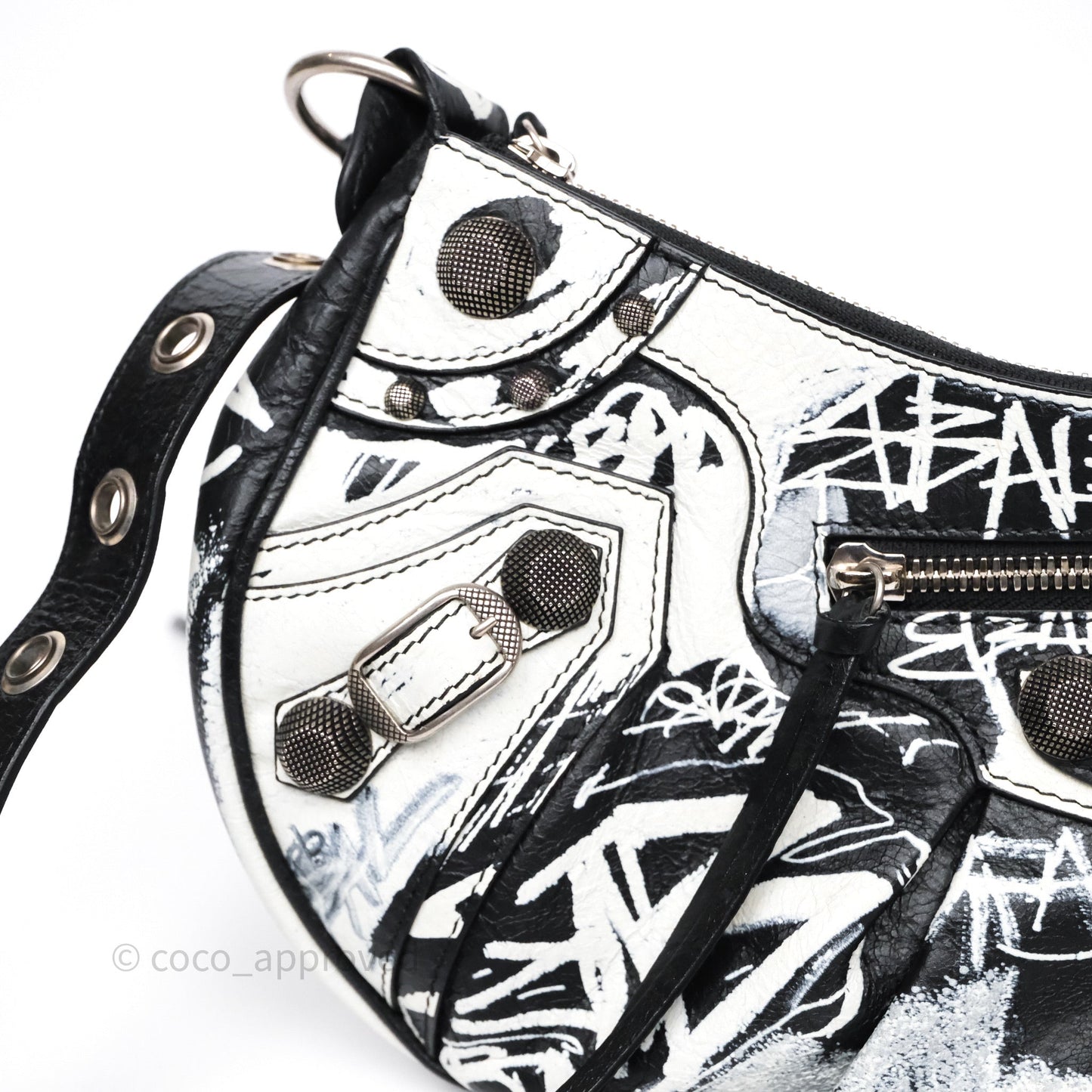 Balenciaga Small Agneau Arena Graffiti Le Cagole Shoulder Bag Black/ White