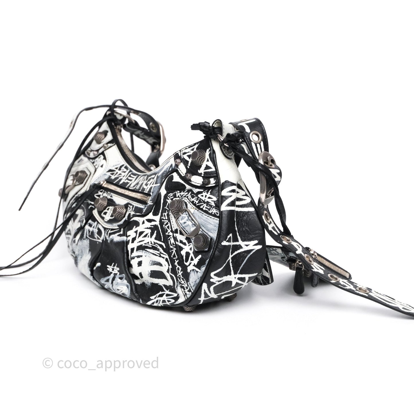Balenciaga Small Agneau Arena Graffiti Le Cagole Shoulder Bag Black/ White