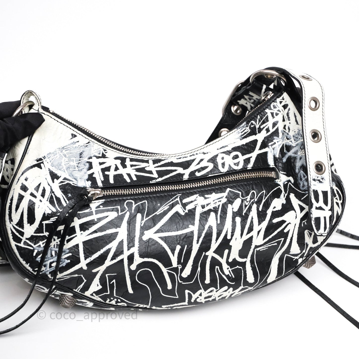 Balenciaga Small Agneau Arena Graffiti Le Cagole Shoulder Bag Black/ White