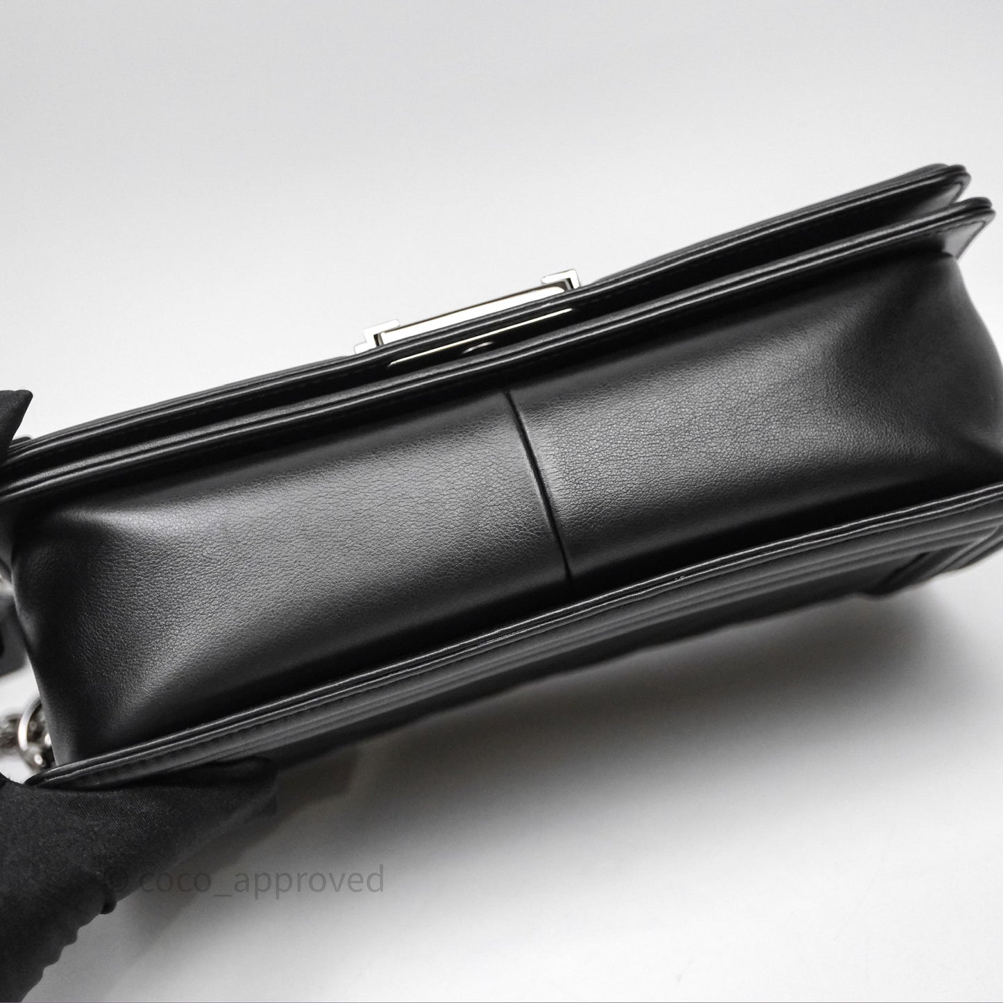 Chanel Medium Boy Chevron Black Calfskin Silver Hardware