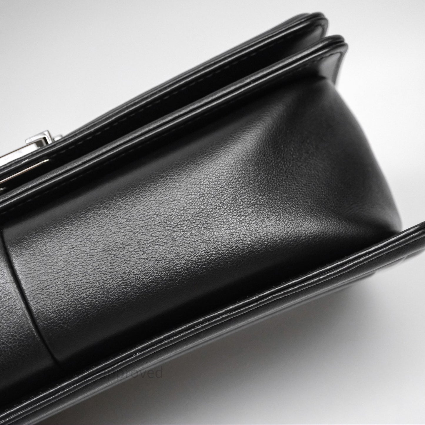 Chanel Medium Boy Chevron Black Calfskin Silver Hardware