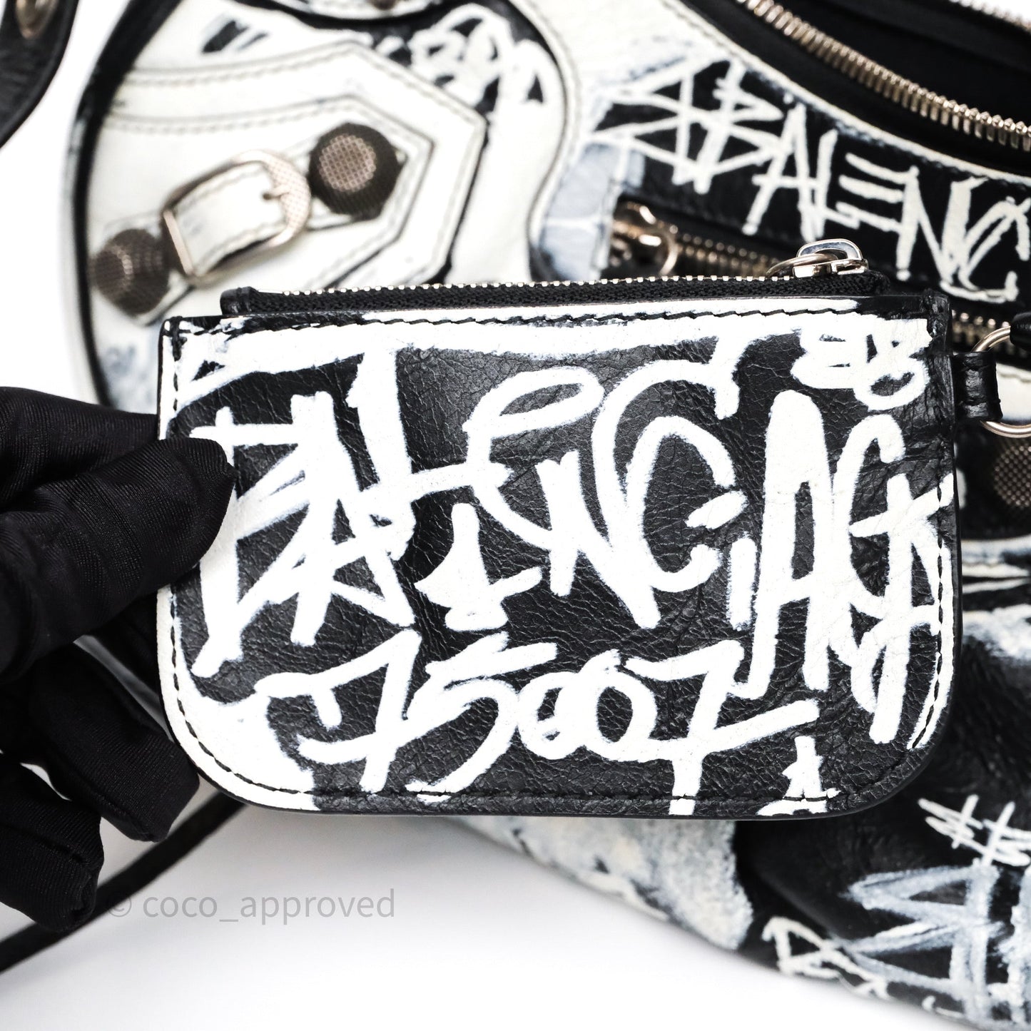 Balenciaga Small Agneau Arena Graffiti Le Cagole Shoulder Bag Black/ White