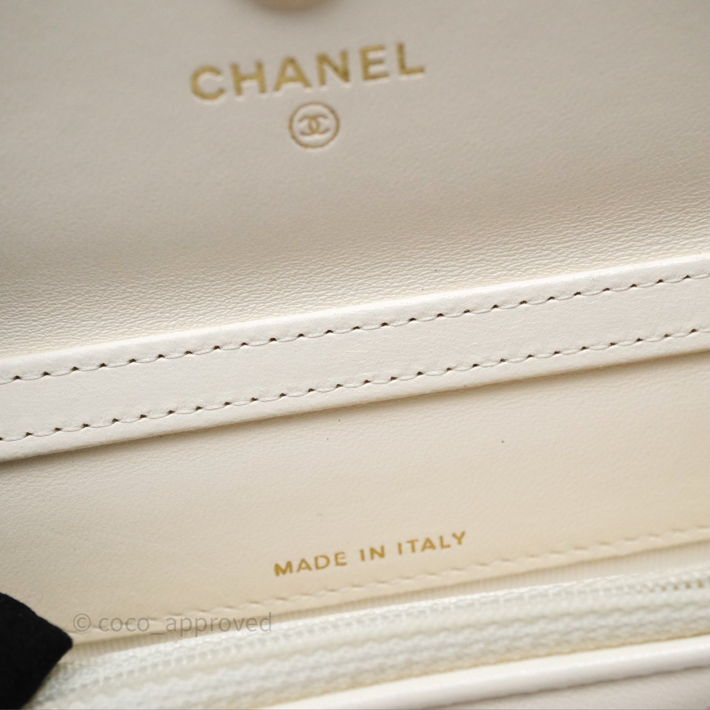 Chanel 19 Clutch With Chain Ivory White Lambskin Mixed Hardware