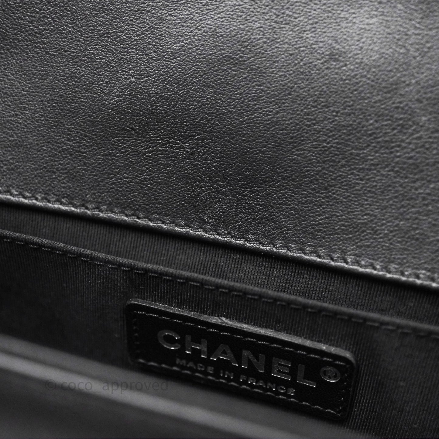 Chanel Medium Boy Chevron Black Calfskin Silver Hardware