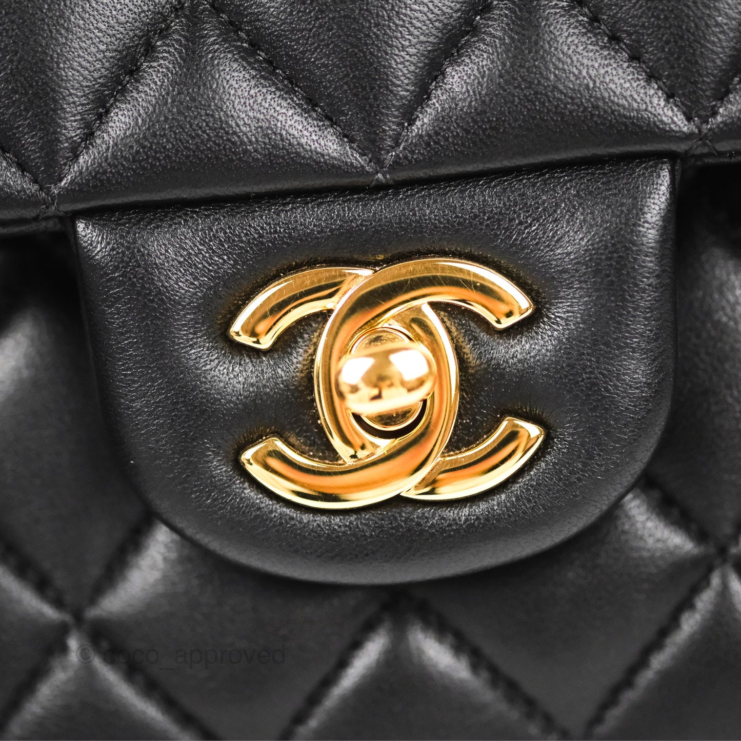 Chanel Classic M/L Medium Flap Quilted Black Lambskin Gold Hardware