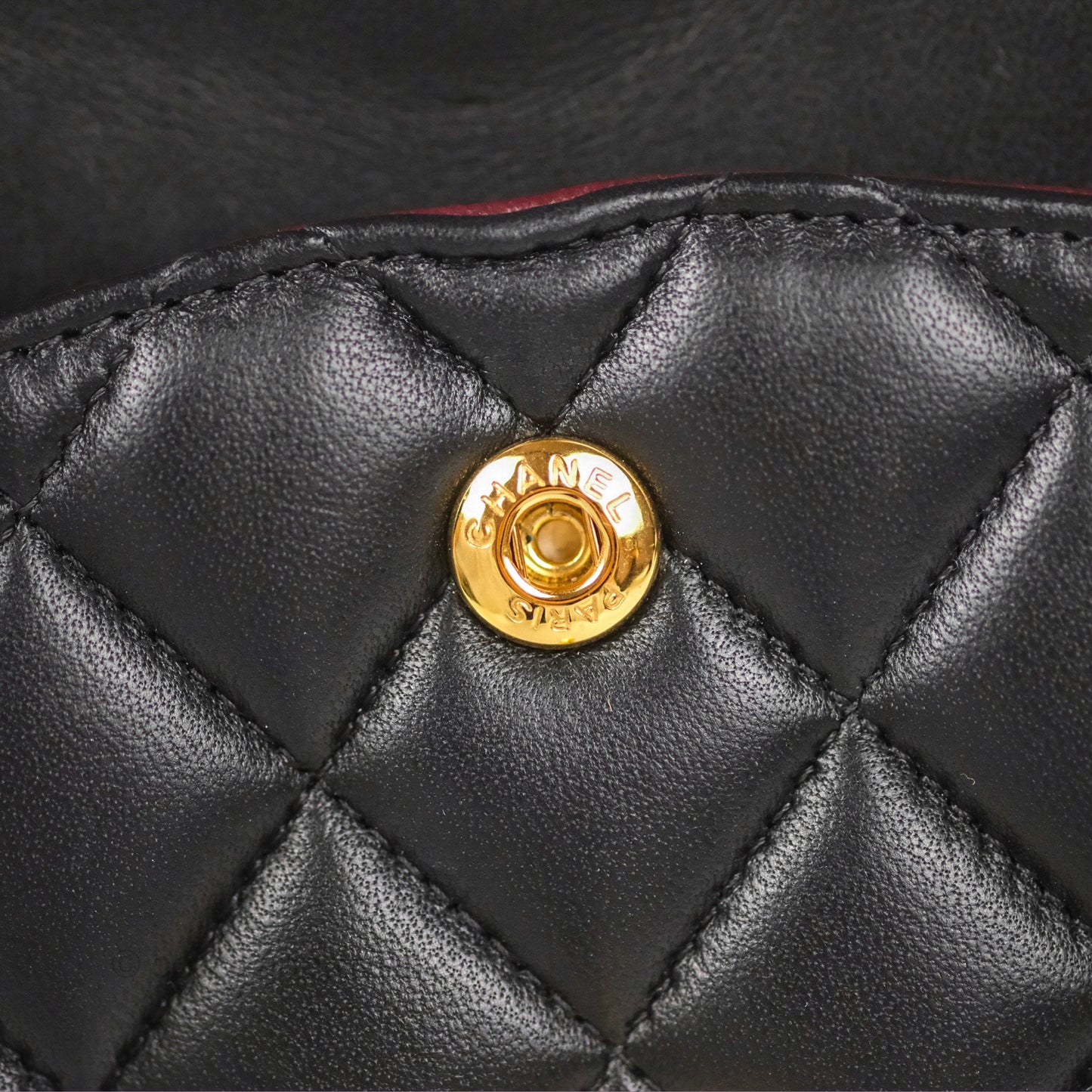Chanel Classic M/L Medium Flap Quilted Black Lambskin Gold Hardware