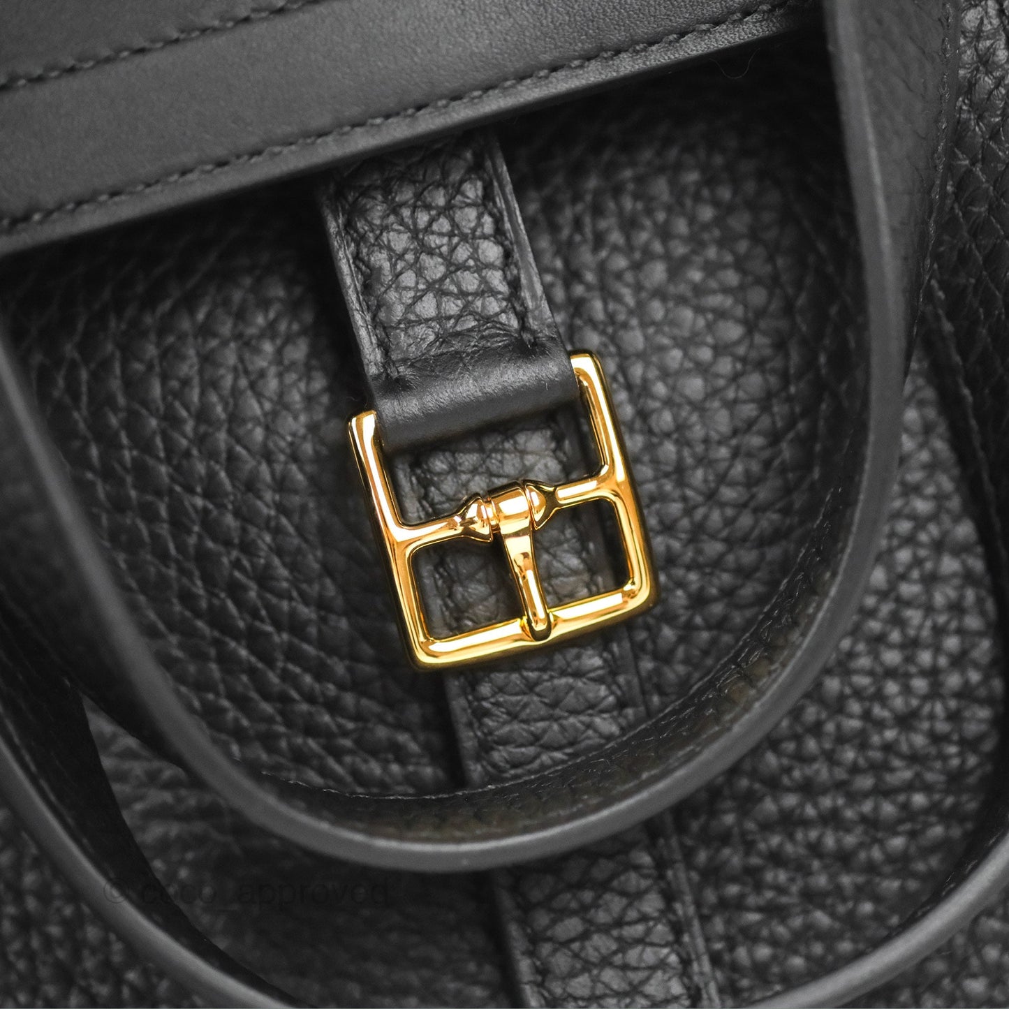 Hermès Halzan 25 Clemence Gold Hardware