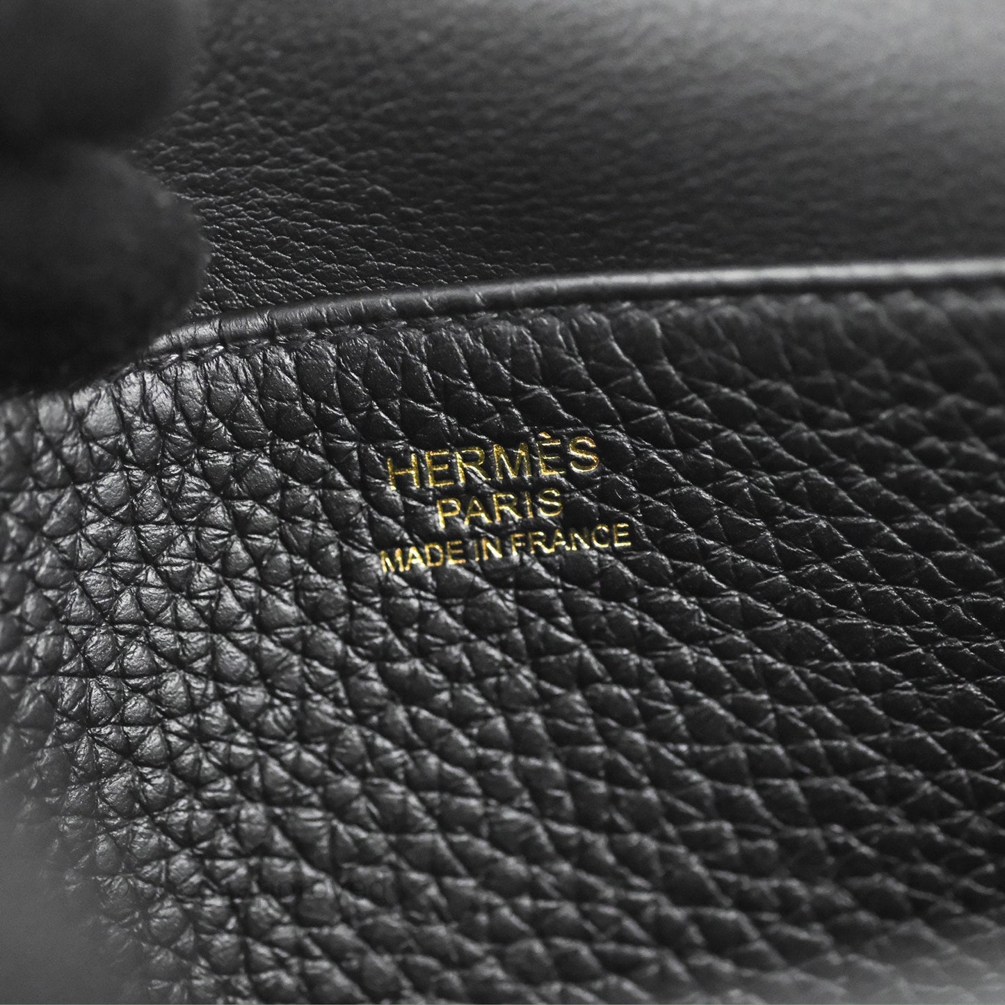 Hermès Halzan 25 Clemence Gold Hardware