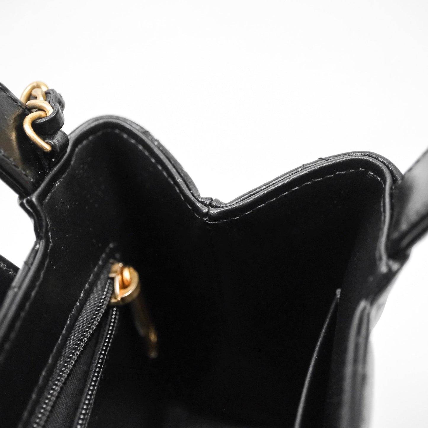 Chanel Kelly Bag Quilted Black Shiny Crumpled Calfskin Aged Gold Hardware