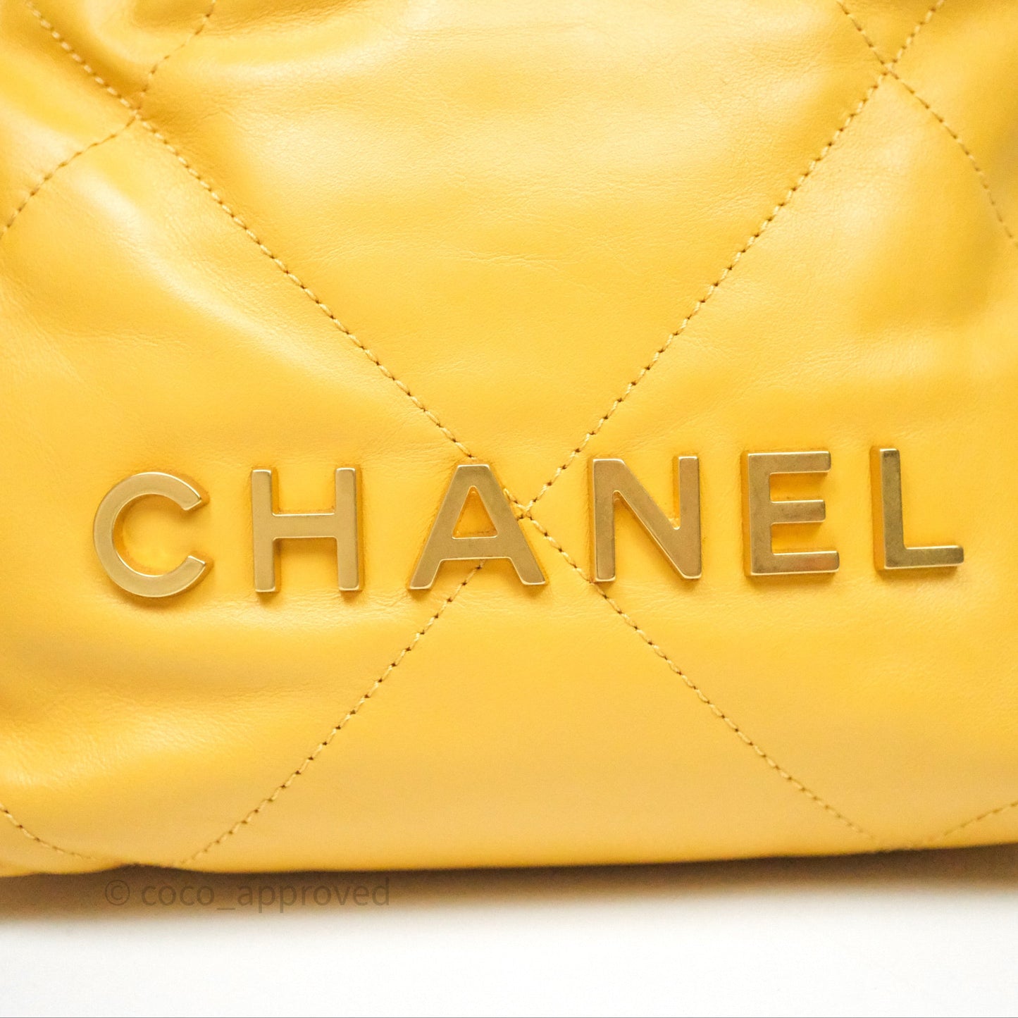 Chanel 22 Mini Bag Mustard Yellow Crumpled Calfskin Aged Gold Hardware