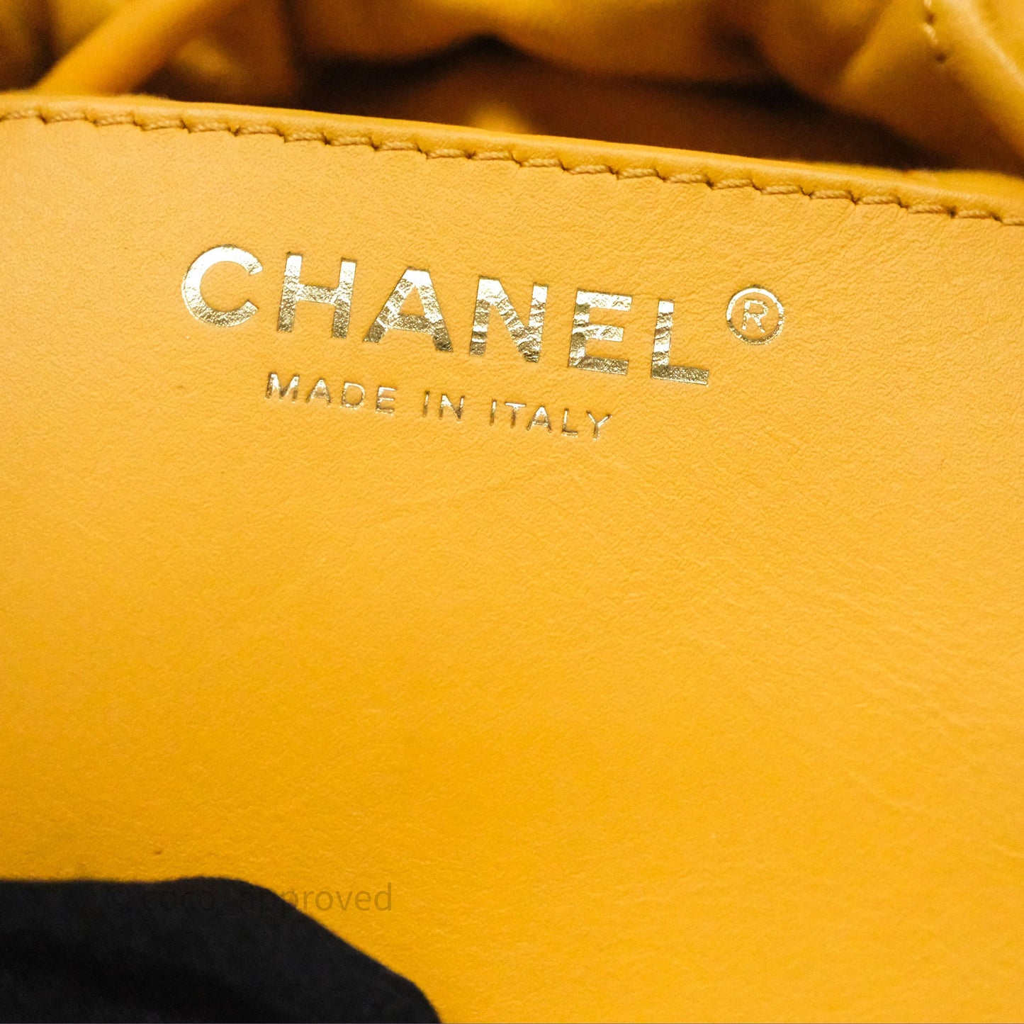Chanel 22 Mini Bag Mustard Yellow Crumpled Calfskin Aged Gold Hardware