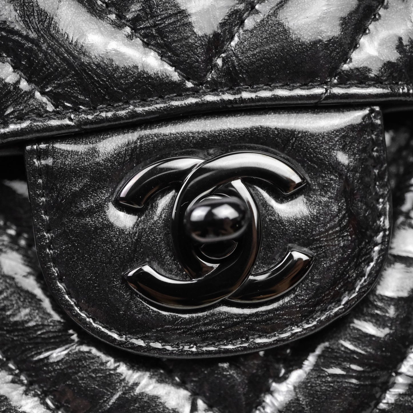 Chanel Classic Chevron M/L Medium Double Flap So Black Patent Calfskin