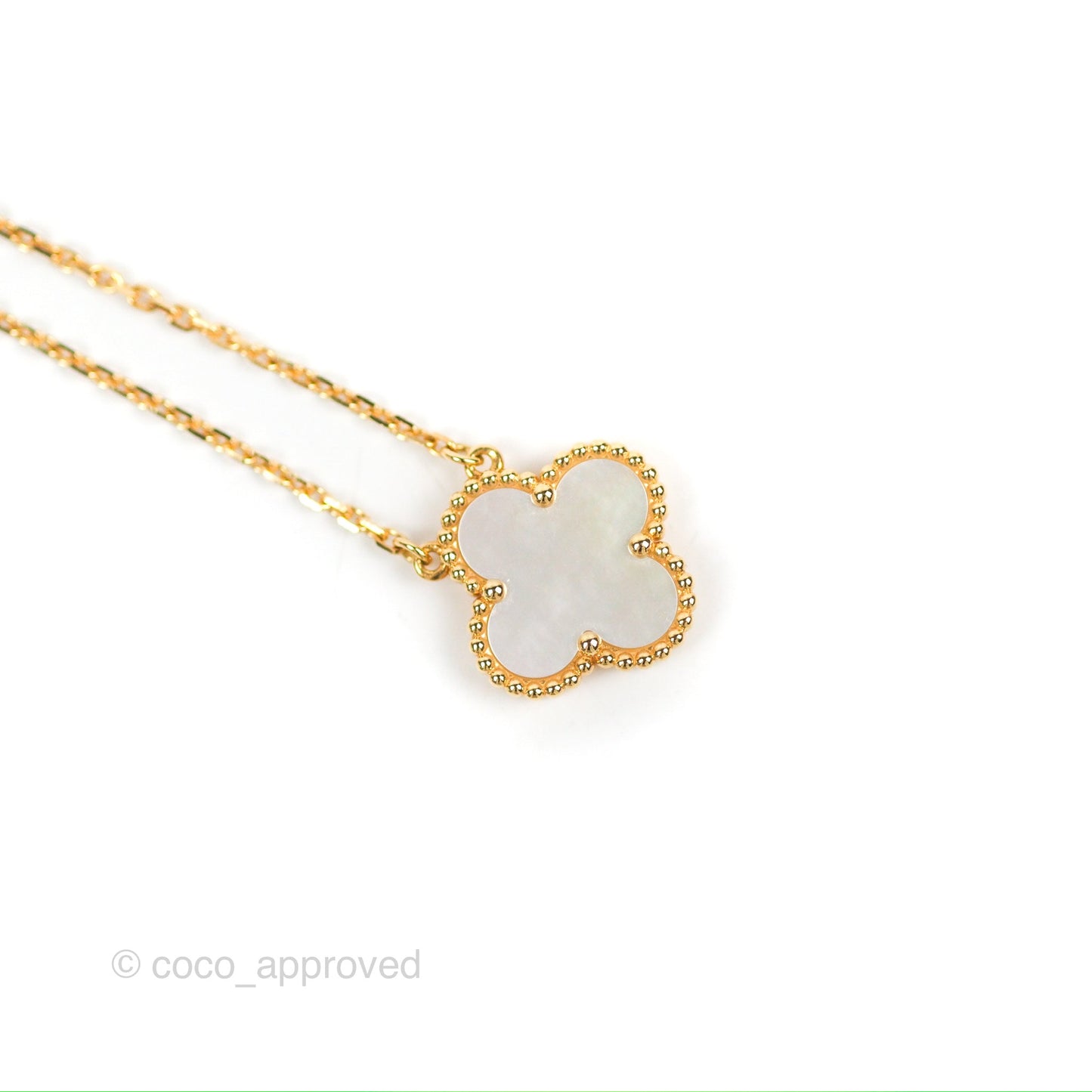 Van Cleef & Arpels Vintage Alhambra Pendant White Mother-of-pearl Yellow Gold