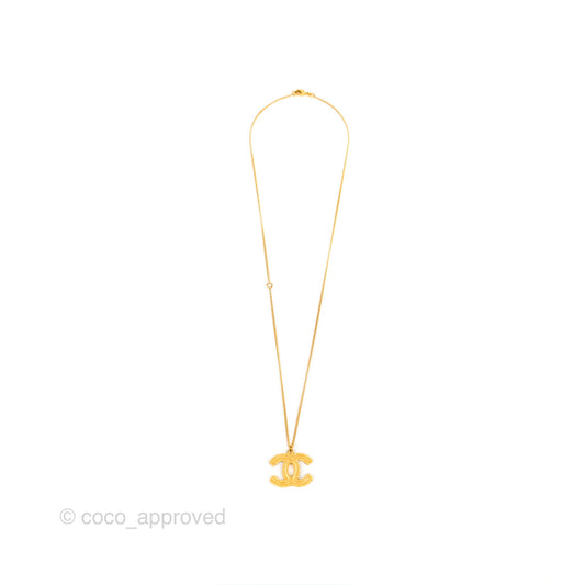 Chanel CC Necklace Gold Tone 12P