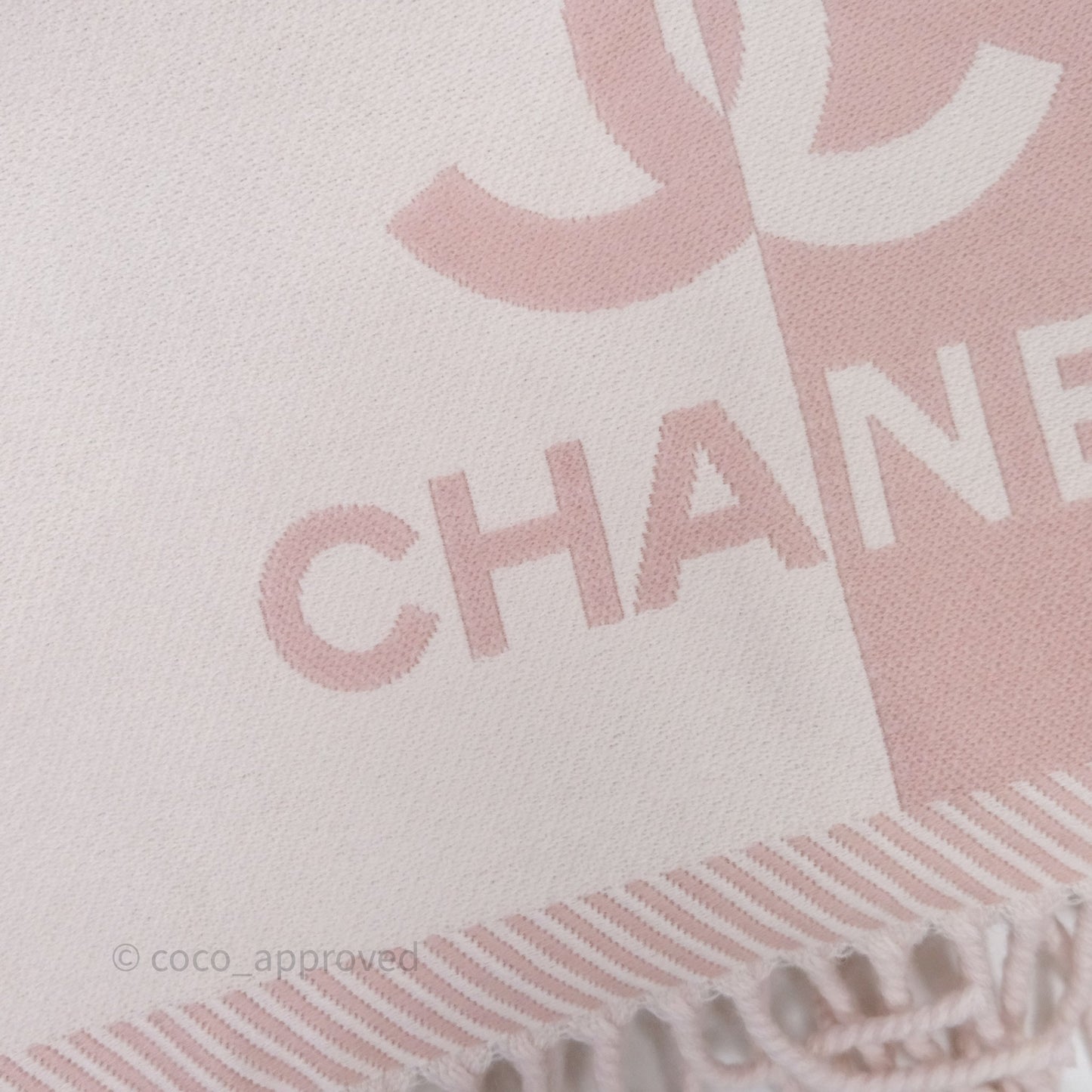 Chanel Wool Knit Scarf Pink