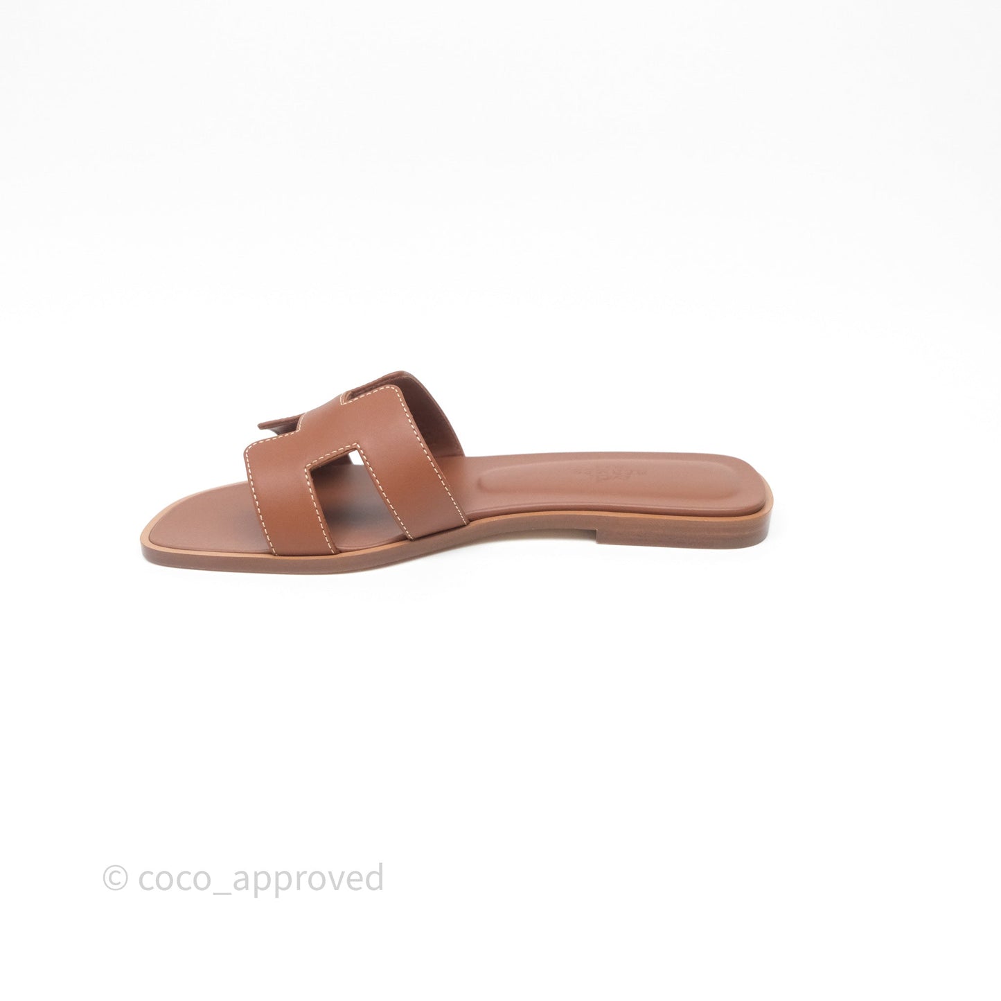 Hermès Oran Sandals in Gold Size 37