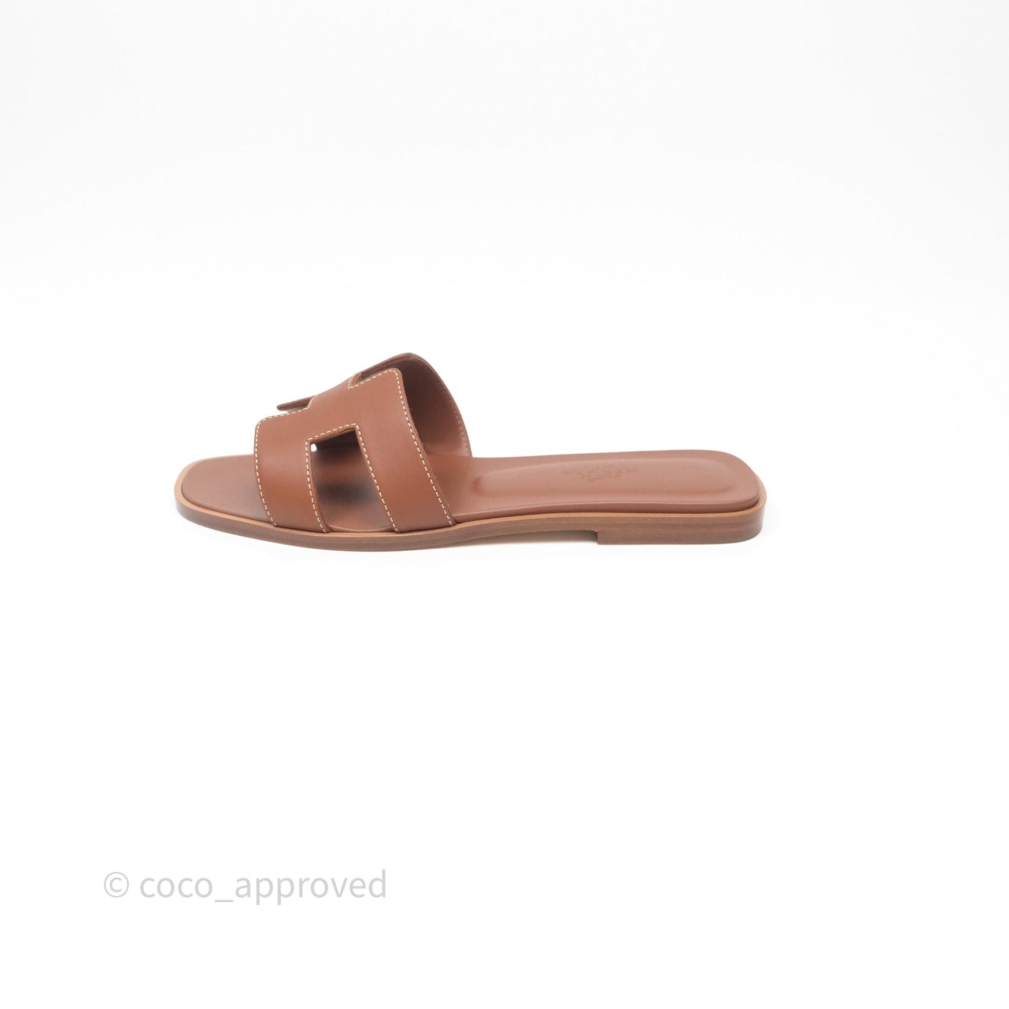 Hermès Oran Sandals in Gold Size 37